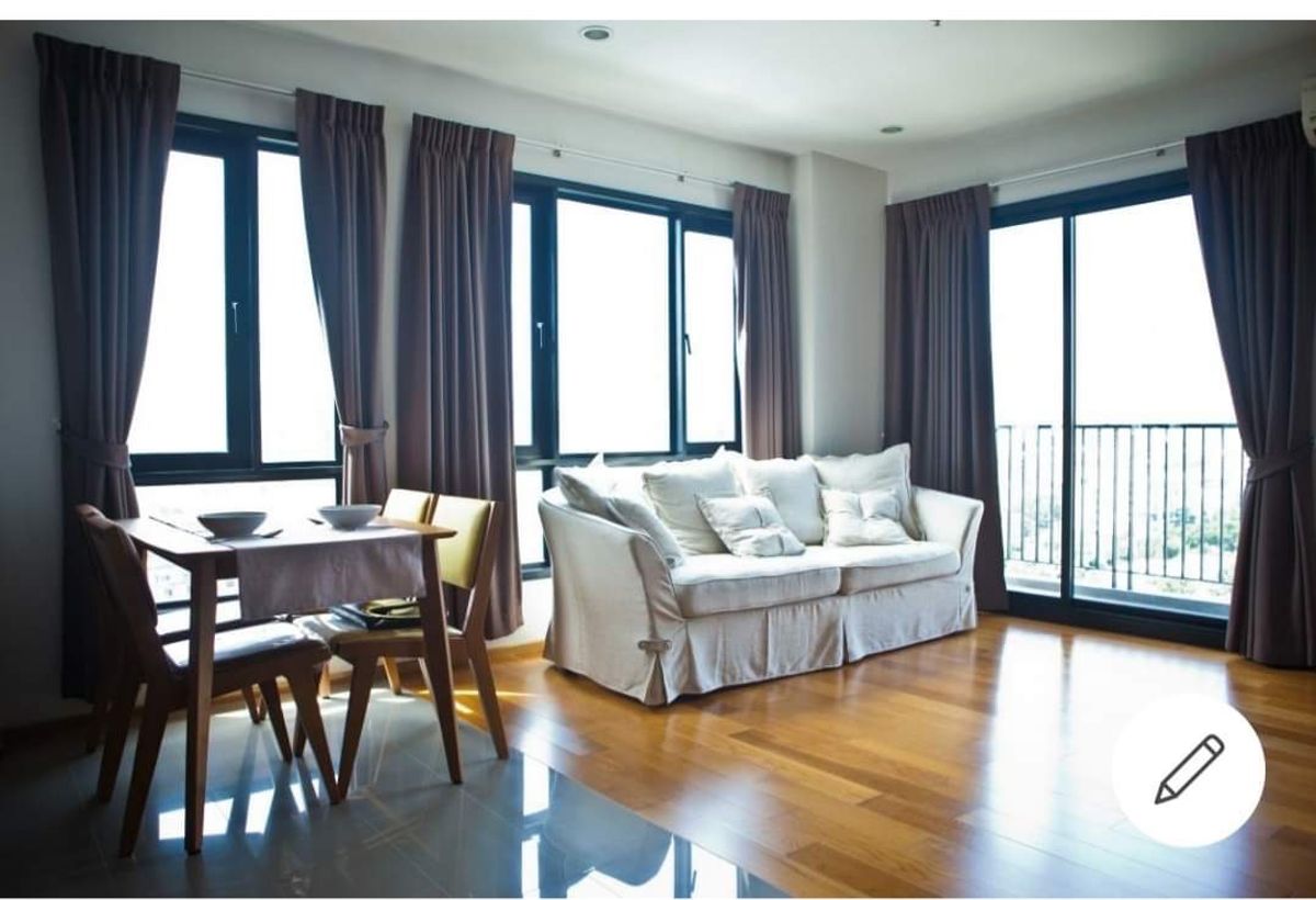 ให้เช่าคอนโดอารีย์ อนุสาวรีย์ : For rent The Vertical Aree 70 ตร.ม. ห้องมุม วิวสระ 