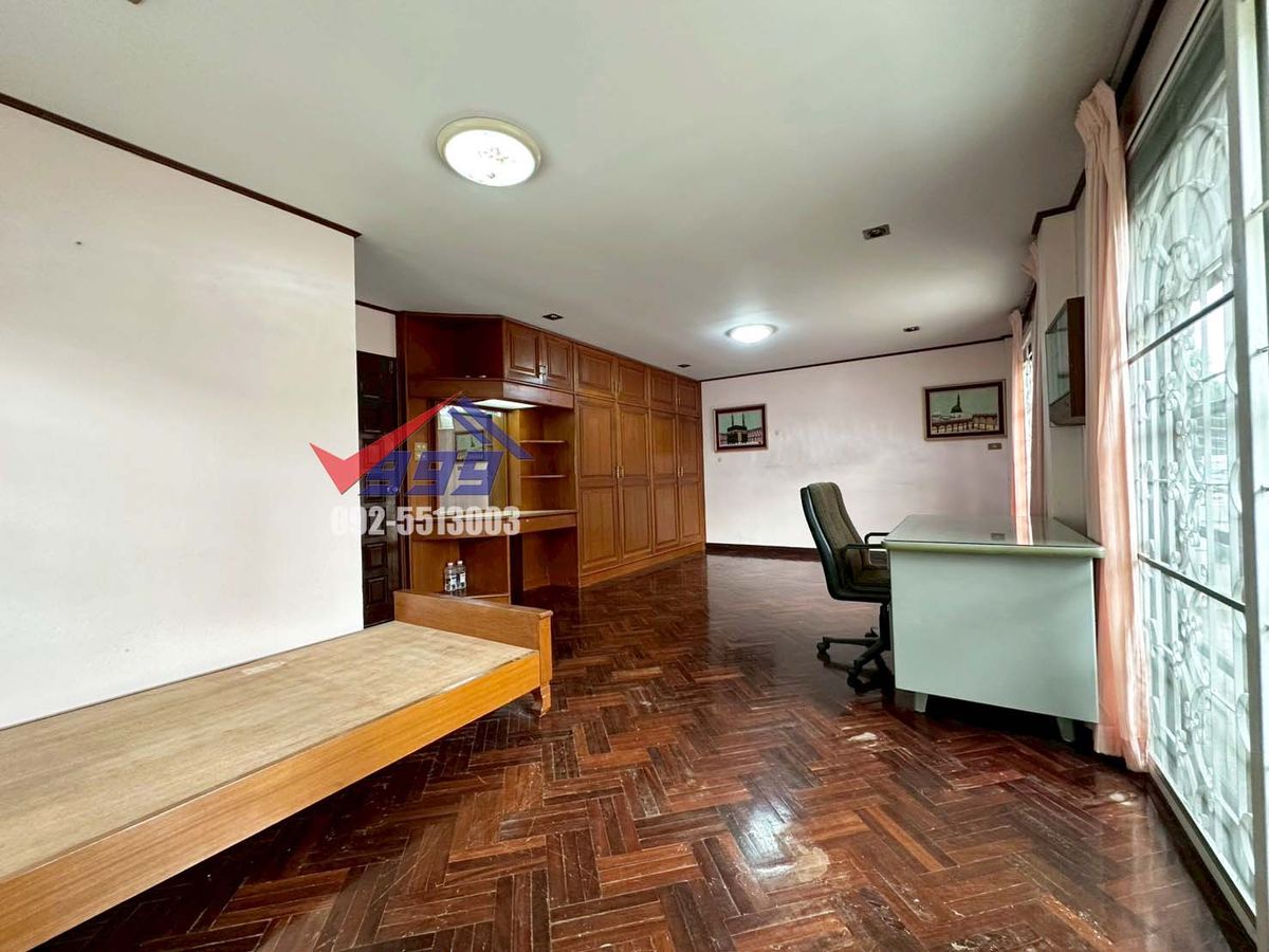 TownhomeRama3 (Riverside),Satupadit : For sale/rent, 3-storey townhouse, 5 bedrooms, Taweewattana Villa Village