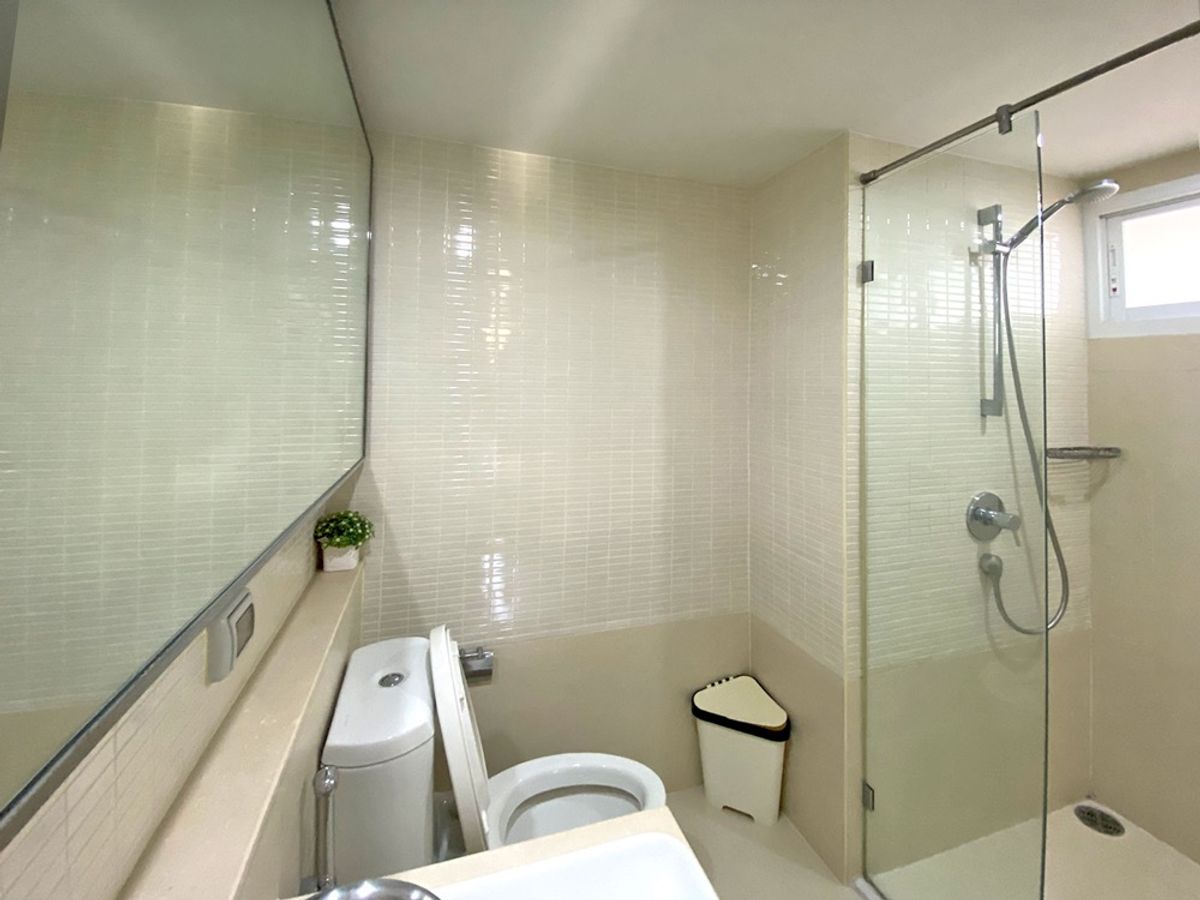 ขายคอนโดสีลม ศาลาแดง บางรัก : Focus On Saladaeng【𝐒𝐄𝐋𝐋 & 𝐑𝐄𝐍𝐓】🔥ห้องโปร่งแสงธรรมชาติเต็มพื้นที่ แต่งบิ้วอินครบ ใจกลางสามย่าน🔥 ติดต่อไลน์ไอดี: @hacondo