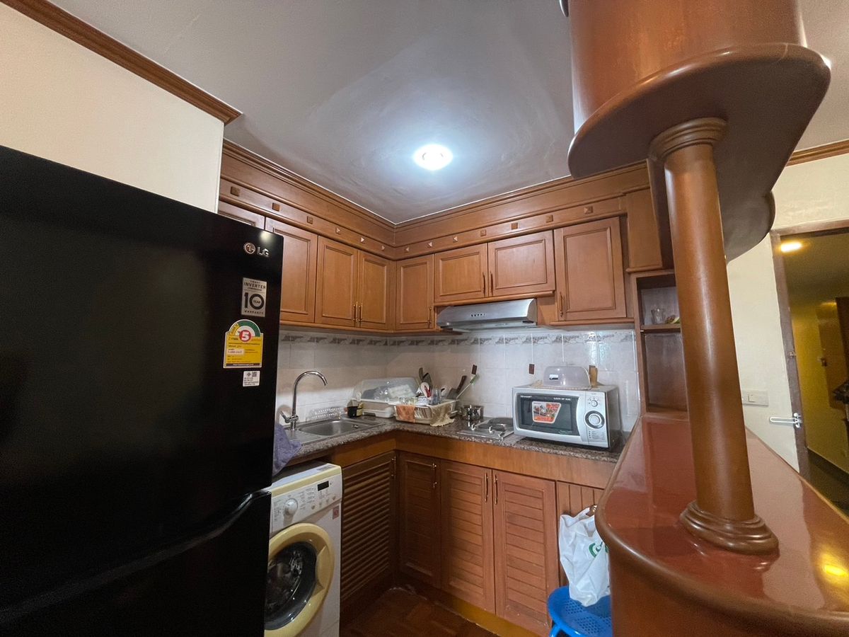 ให้เช่าคอนโดสีลม ศาลาแดง บางรัก : Rent Silom Suite Condo (Sathorn 12)