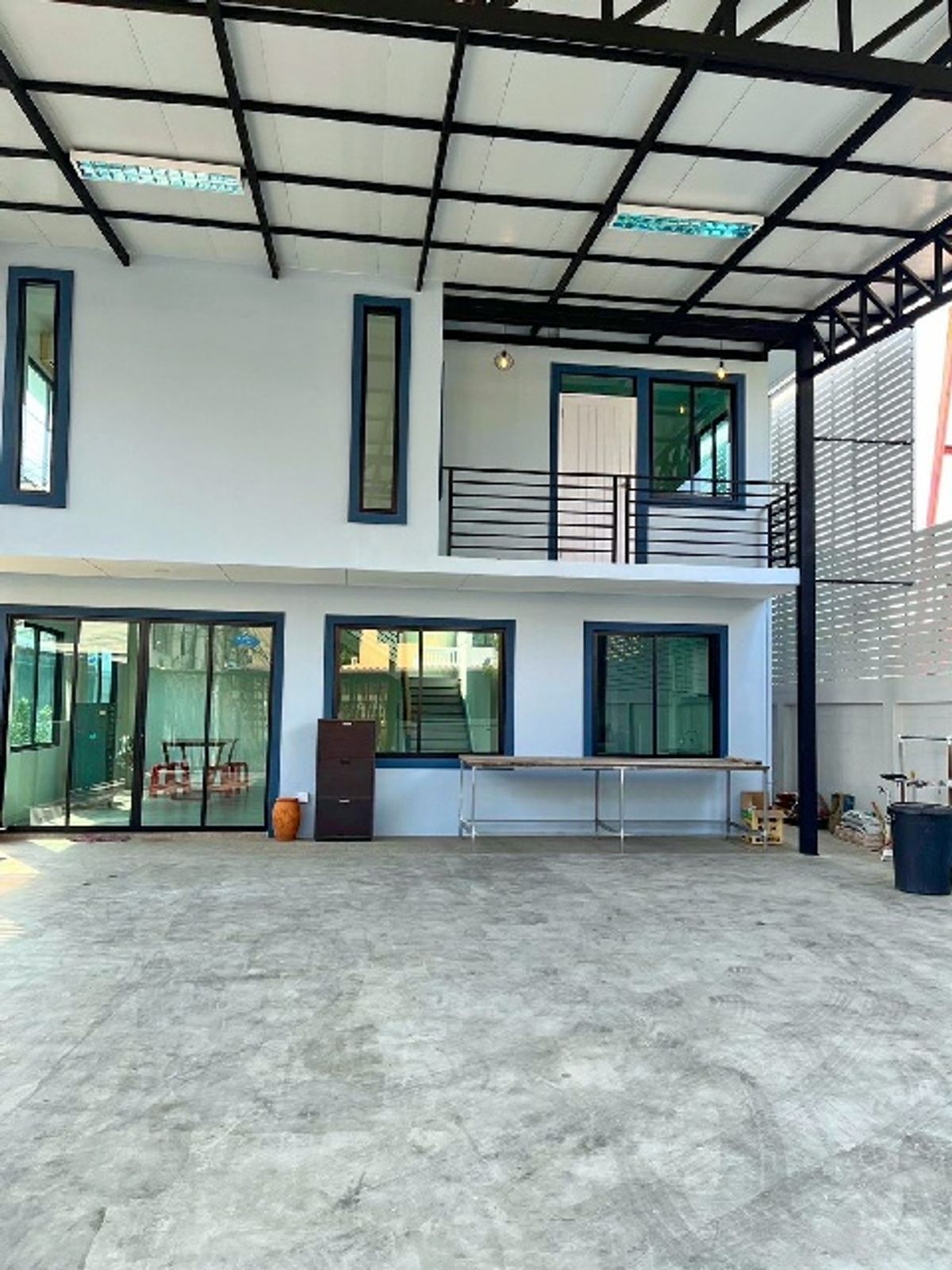 ให้เช่าบ้านท่าพระ ตลาดพลู วุฒากาศ : บ้านเดี่ยว 2 ชั้น เพิ่งรีโนเวทใหม่ 58 ตร.วา.232 ตร.ม.เหมาะกับทำโฮมออฟฟิศ อยู่อาศัย รร.นานาชาติบริติชโคลัมเบีย 3.5 กม. 4 นอน 2 น้ำ