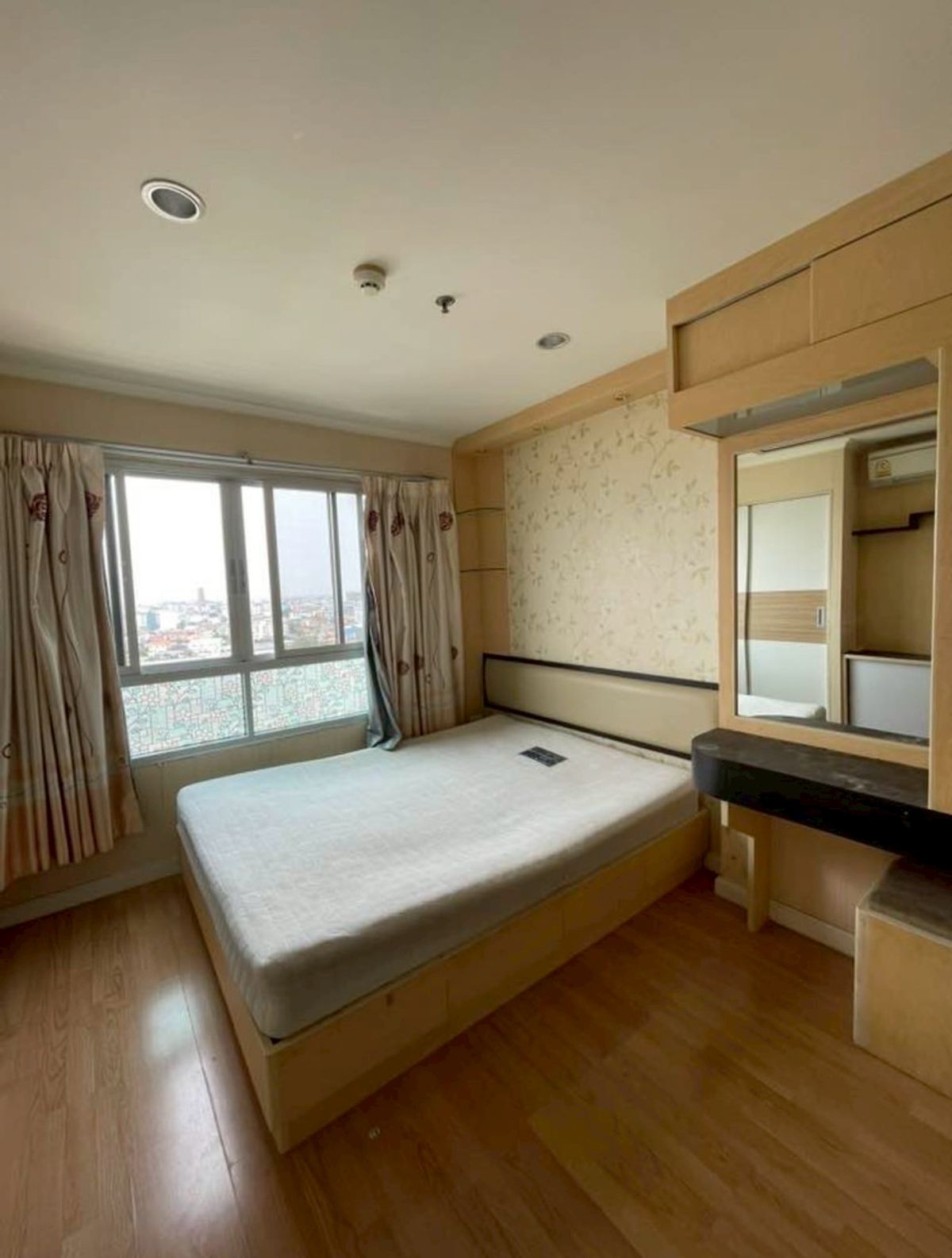 ให้เช่าคอนโดโชคชัย4 ลาดพร้าว71 : ME250089 ให้เช่าคอนโด Lumpini Ville ลาดพร้าว-โชคชัย 4 พร้อมอยู่ @mecondo