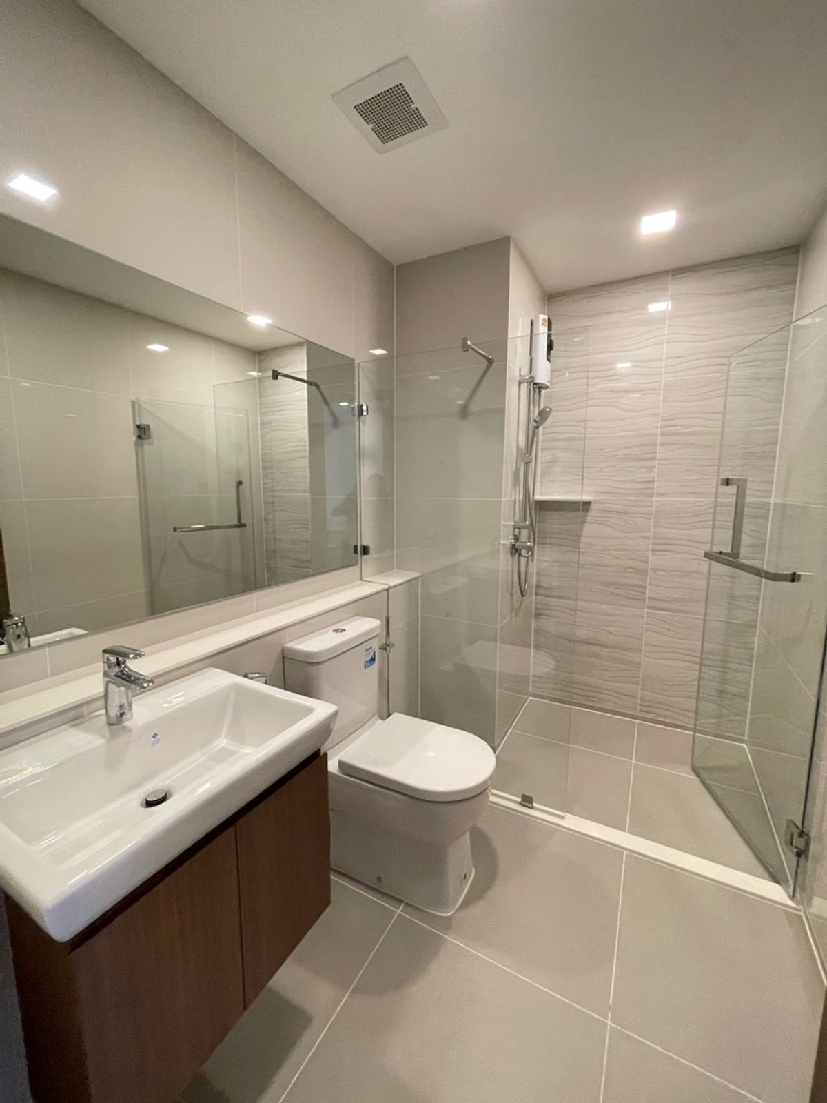 ให้เช่าคอนโดลาดพร้าว เซ็นทรัลลาดพร้าว : 🔥ให้เช่าด่วน🔥ไลฟ์ พหล-ลาดพร้าว  เฟอร์และเครื่องใช้ไฟฟ้าครบ  ติดรถไฟฟ้าห้าแยกลาดพร้าว พร้อมเข้าอยู่