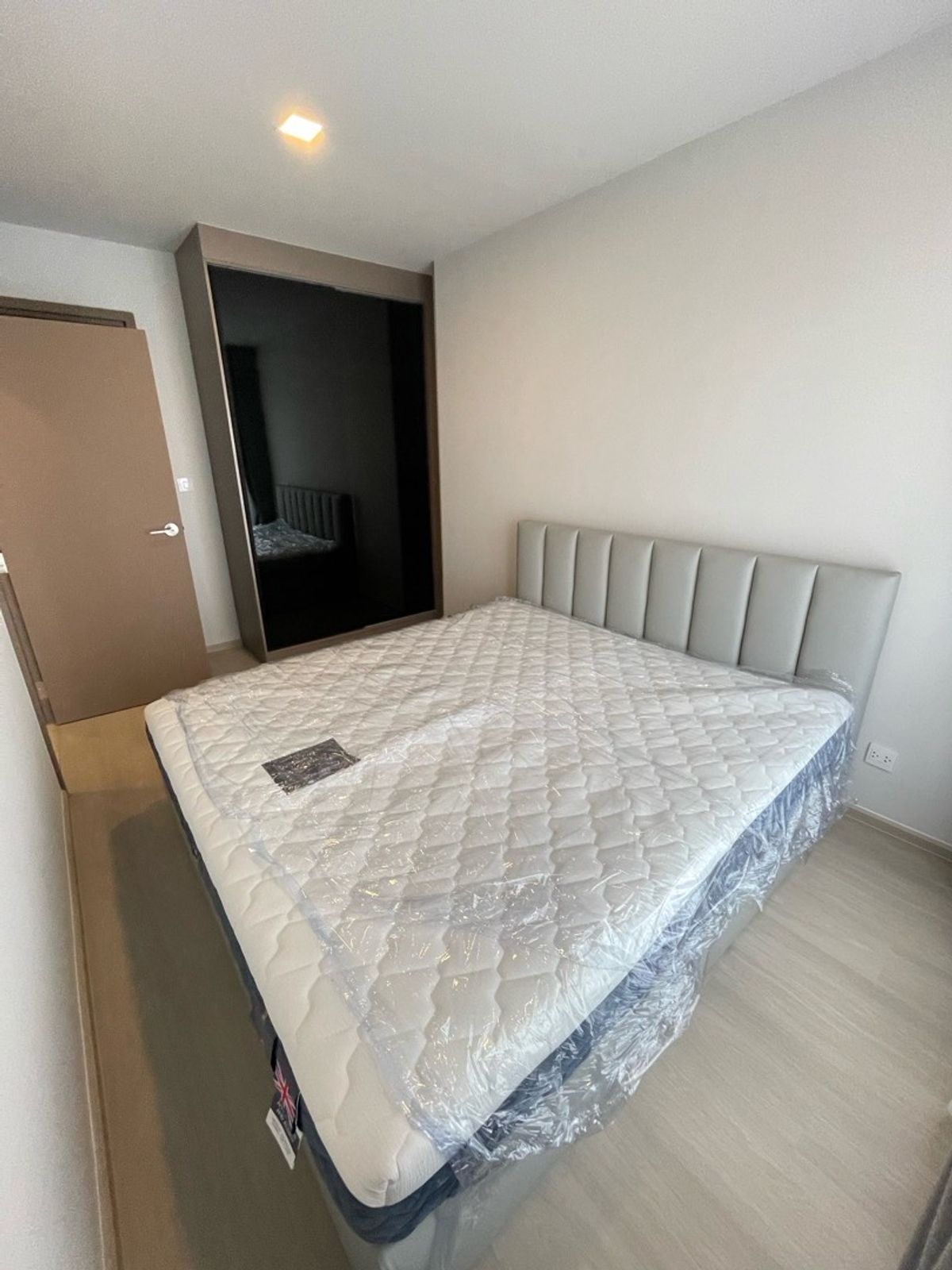 ให้เช่าคอนโดลาดพร้าว เซ็นทรัลลาดพร้าว : 🔥ให้เช่าด่วน🔥ไลฟ์ พหล-ลาดพร้าว  เฟอร์และเครื่องใช้ไฟฟ้าครบ  ติดรถไฟฟ้าห้าแยกลาดพร้าว พร้อมเข้าอยู่