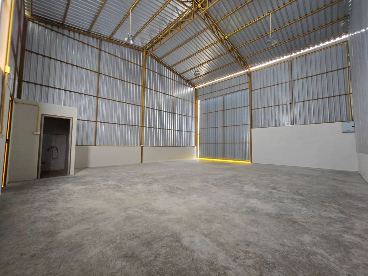 ให้เช่าโกดังพระราม 5 ราชพฤกษ์ บางกรวย : โกดังให้เช่า 100 ตร.ม. ทำเลดี ราคาถูก ย่านโฮมโปรราชพฤกษ์-วงเวียนพระราม 5 บางกรวย นนทบุรี