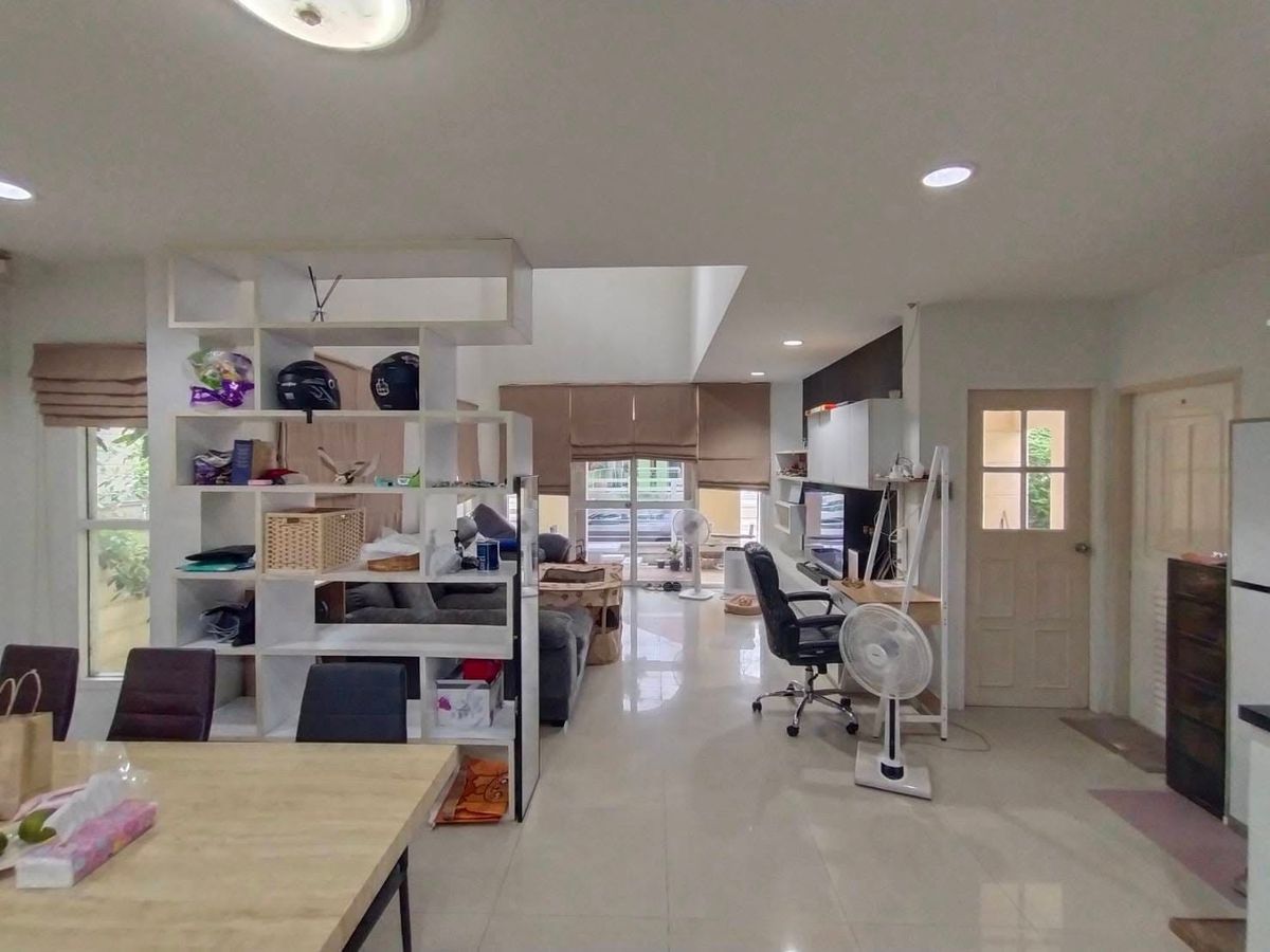 ขายบ้านลาดกระบัง สุวรรณภูมิ : บ้านบารเมษฐ์ / 3 ห้องนอน (ขายพร้อมผู้เช่า), Baan Baramed / 3 Bedrooms (SALE WITH TENANT) FON114