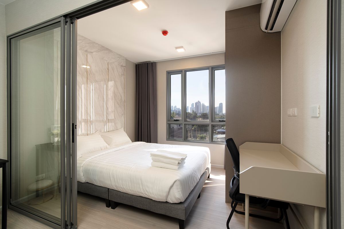 ให้เช่าคอนโดสุขุมวิท อโศก ทองหล่อ : Garden view, 28 Sq.m., 1 bedroom apartment for rent