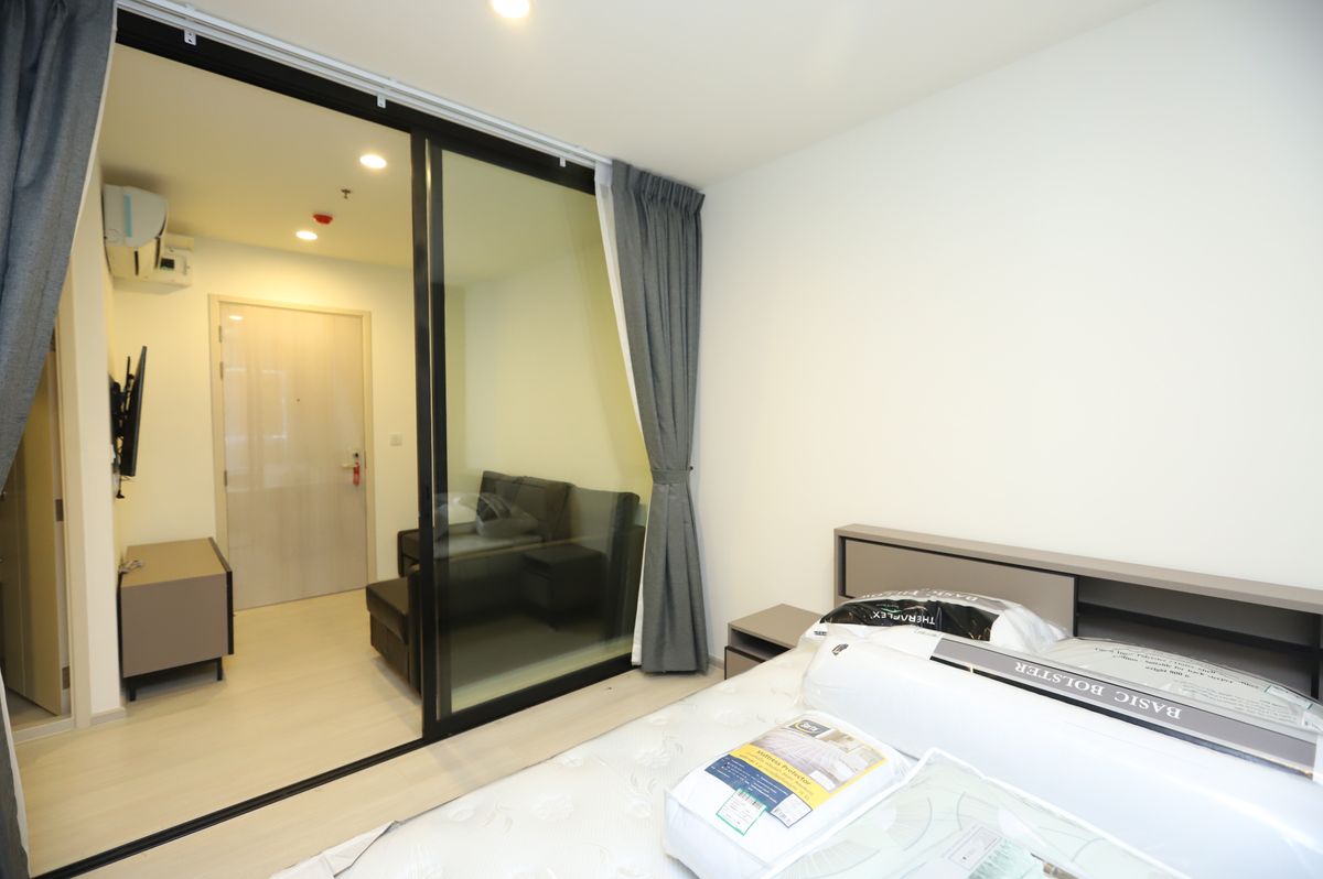 For RentCondoRama9, Petchburi, RCA : Life Asoke Condo for Rental, near Airport Link, Makkasan and MRT Phetchaburi