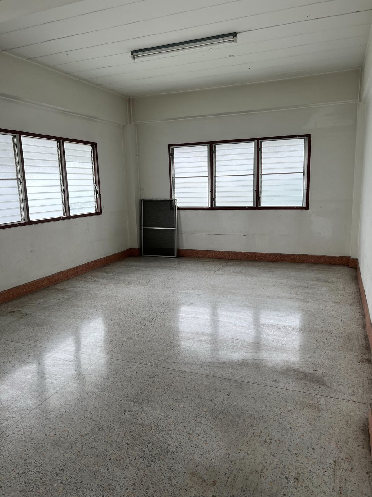 ให้เช่าโฮมออฟฟิศสุขุมวิท อโศก ทองหล่อ : ✨ เช่าอาคารพาณิชย์ 4 ชั้น ใจกลางบางนา ขนาดใหญ่ 1,500 ตรม. พร้อมที่จอดรถส่วนตัว ใกล้ BTS บางนา และทางด่วน เดินทางสะดวก 