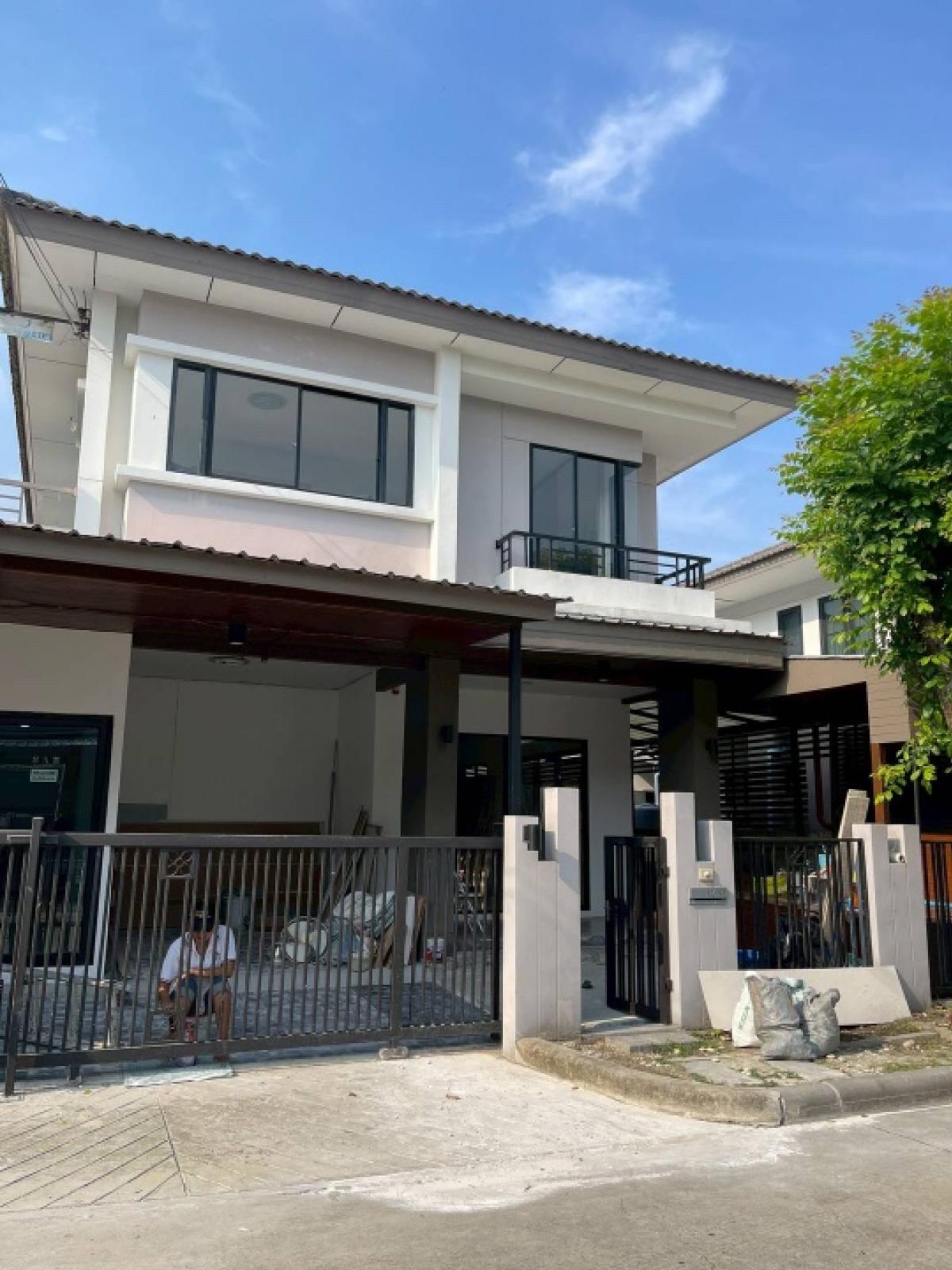 ให้เช่าบ้านสมุทรปราการ สำโรง : ให้เช่าบ้านเดี่ยว โครงการเอโทร จาวาเบย์ กิ่งแก้ว19 (3นอน 2น้ำ 1ครัว) ตกแต่งเฟอร์ครบ รีโนเวทใหม่พร้อมอยู่ ✅ให้เช่า 24,000/เดือน✅