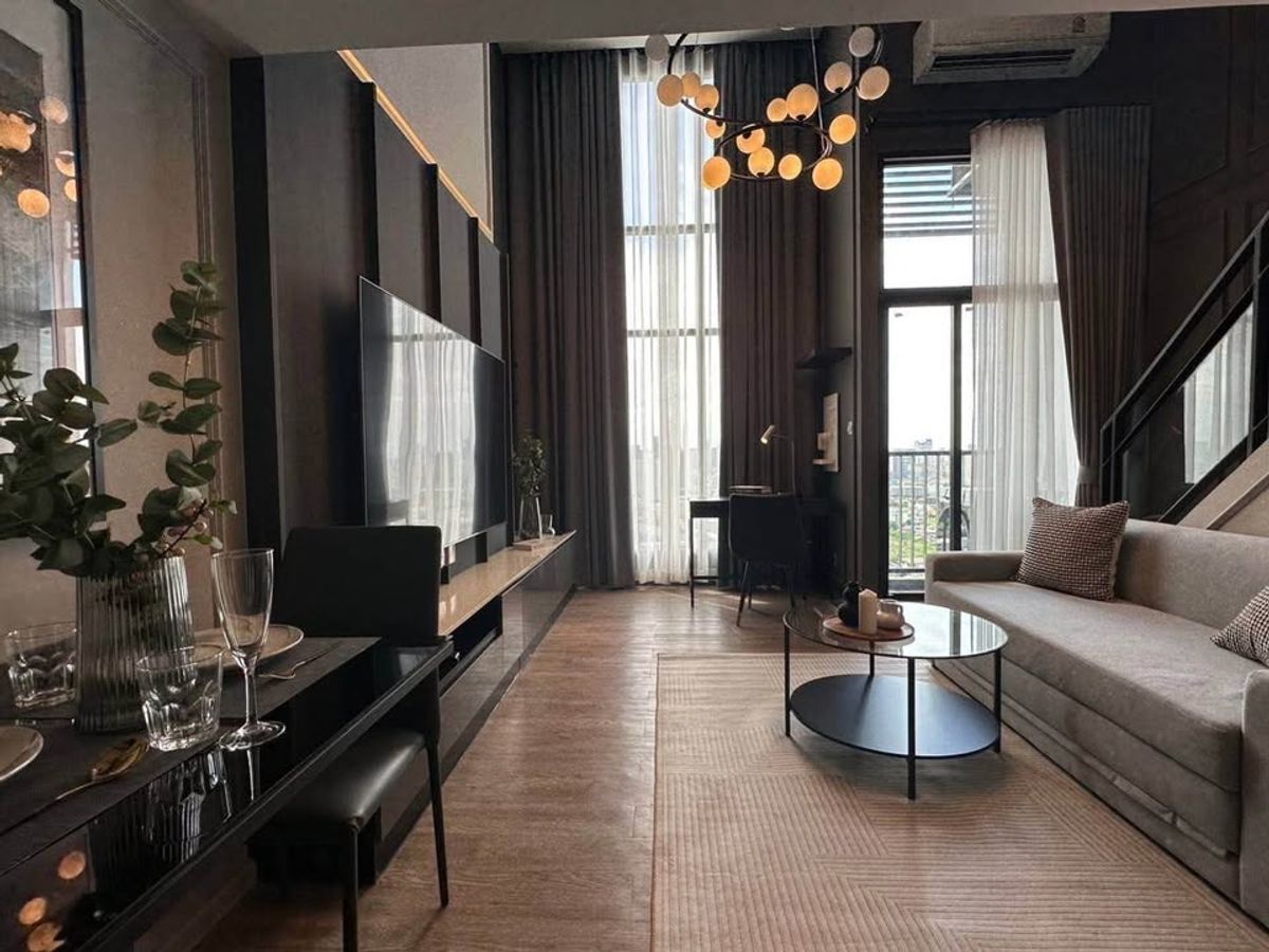 For RentCondoOnnut, Udomsuk : Modiz Sukhumvit 50 convenient transportation, near the BTS Skytrain, has a beautiful room shuttle, fully furnished. Ready to stay immediately !!  