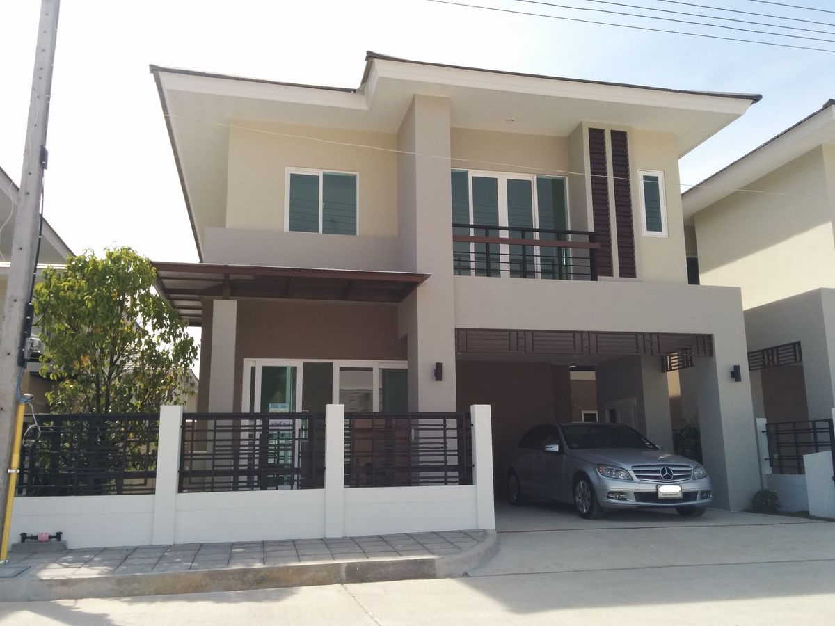For RentHouseChiang Mai : Rent a 2 -story house in a modern style in Chiang Mai - quiet, with a gated fence.