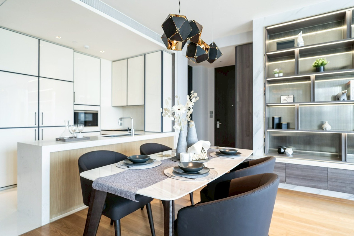 For RentCondoSukhumvit, Asoke, Thonglor : ✨ GT15895 | Luxury condo at Beatniq Sukhumvit 32, convenient travel, near BTS, shuttle available, beautiful room, fully furnished. Ready to move in immediately!!!