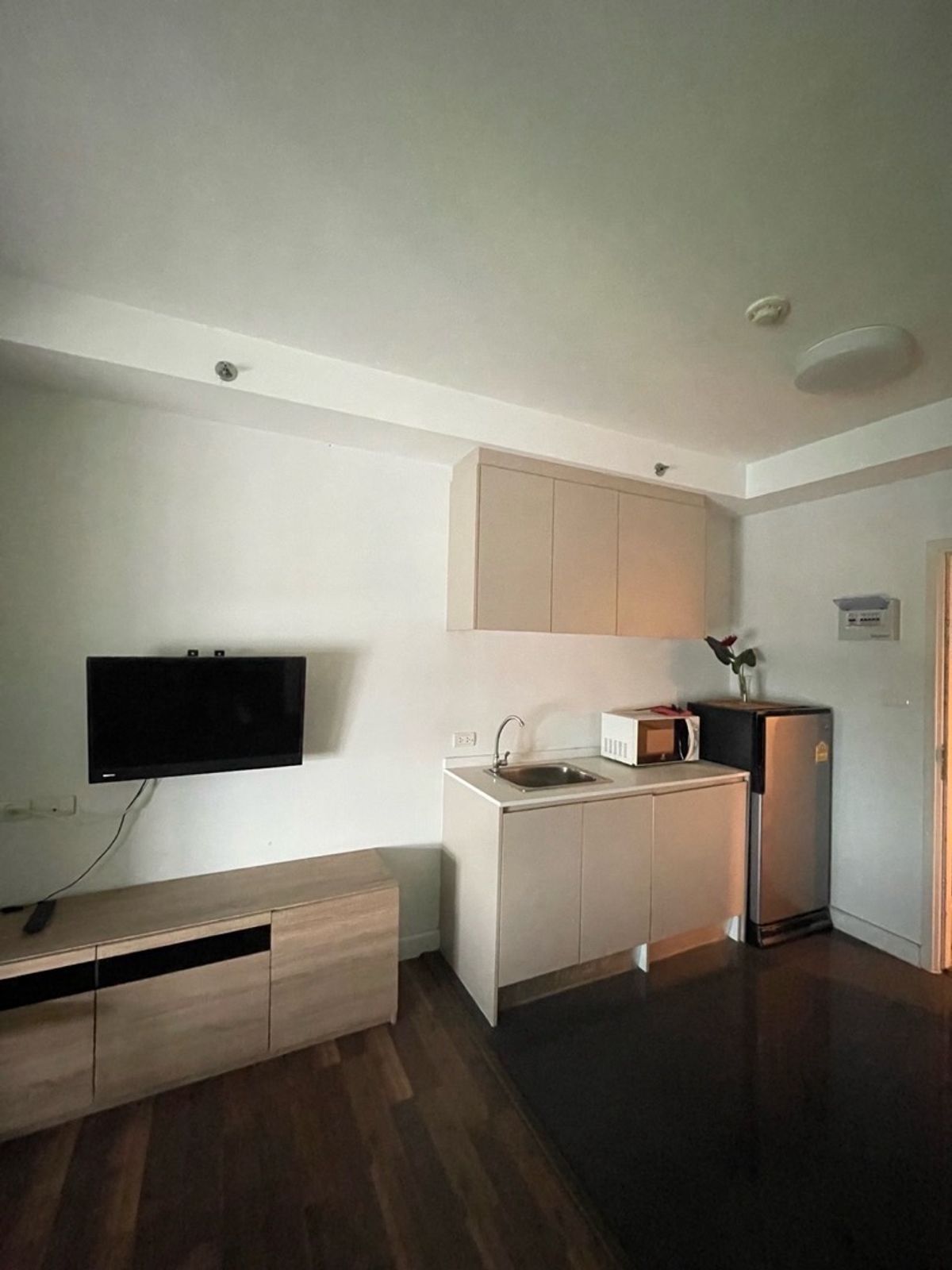 For SaleCondoBangna, Bearing, Lasalle : Condo for sale, ready to stay in A Space, has Bangna