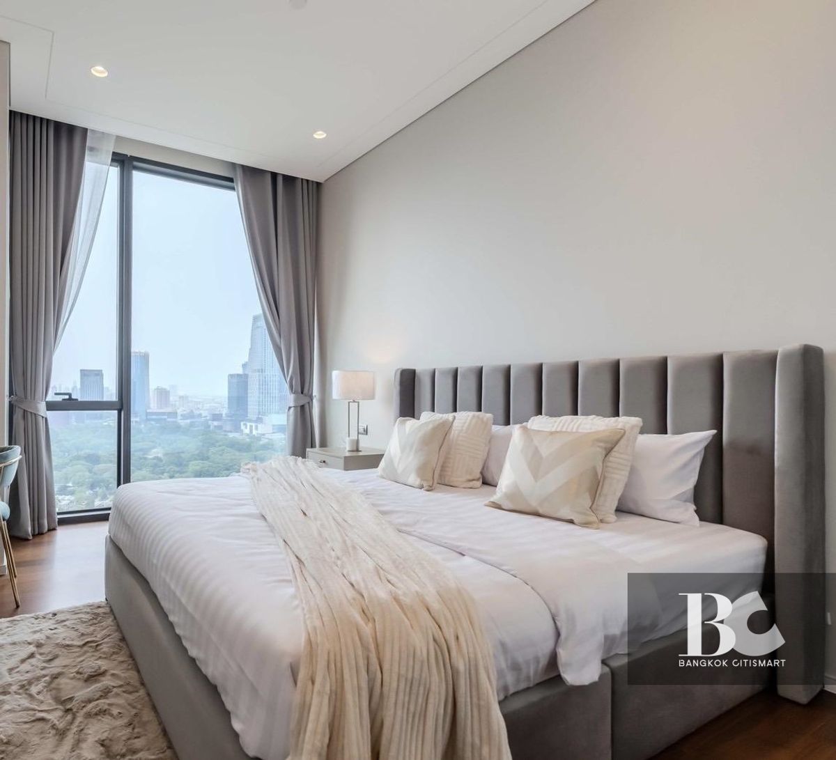 ขายกิจการโรงแรม & กิจการอพาร์ตเมนต์วิทยุ ชิดลม หลังสวน : 🌟 The Residences at Sindhorn Kempinski Hotel Bangkok 🌟