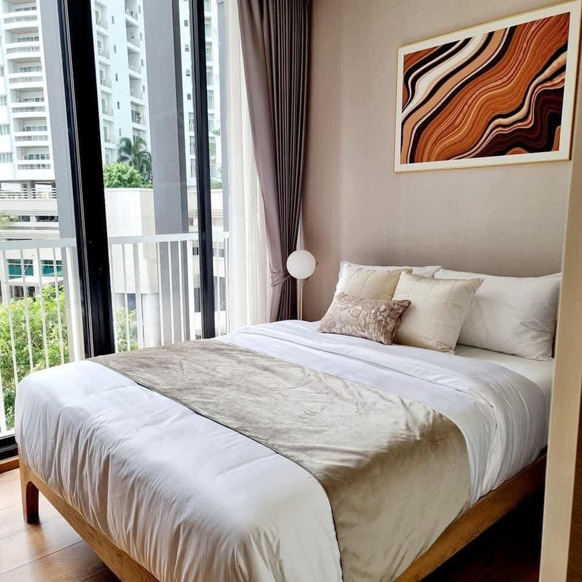ให้เช่าคอนโดสุขุมวิท อโศก ทองหล่อ : 45,000 BHT/Month Park Origin Sukhumvit 24, 2 Bedrooms 