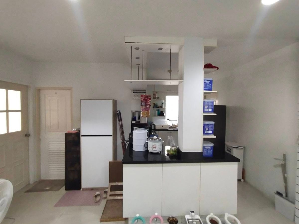 ขายบ้านลาดกระบัง สุวรรณภูมิ : บ้านบารเมษฐ์ / 3 ห้องนอน (ขายพร้อมผู้เช่า), Baan Baramed / 3 Bedrooms (SALE WITH TENANT) FON114