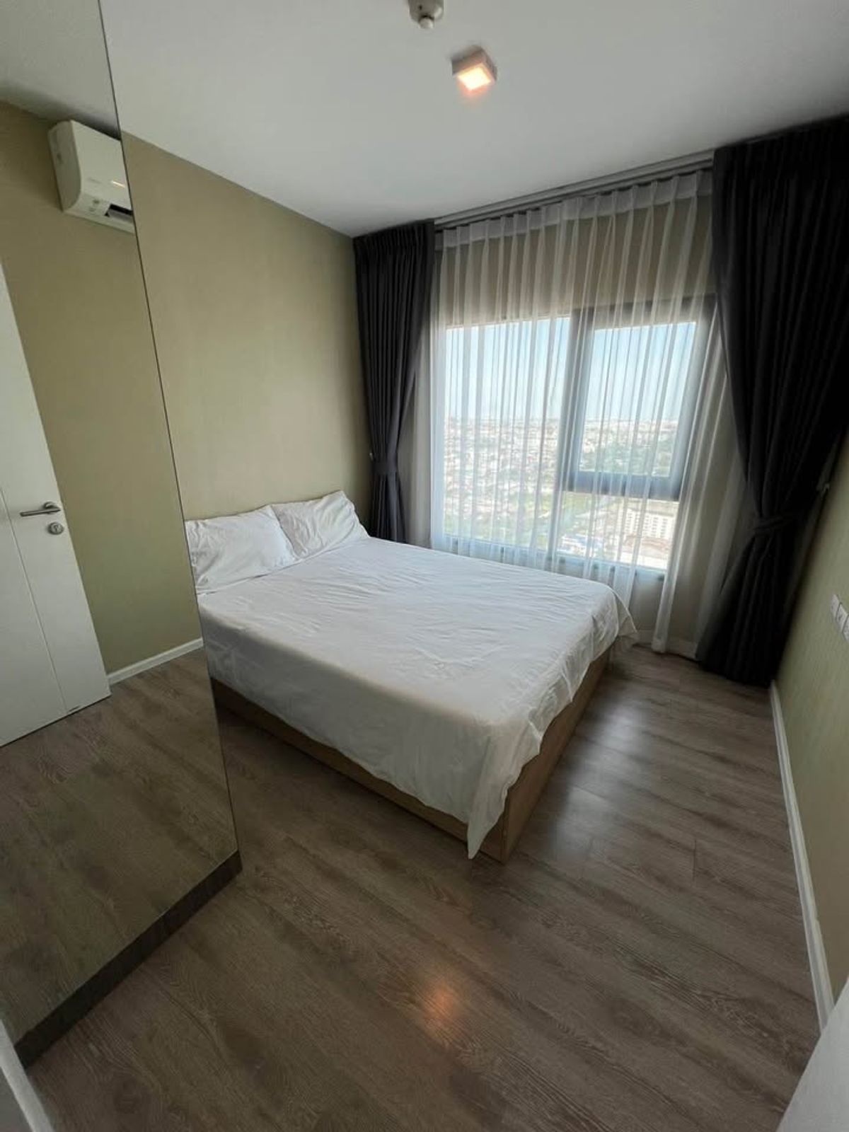 For RentCondo : 📢🌈FOR RENT>> Kensington Sukhumvit - Thepharak 🌺ชั้น: 33 (วิวสวย ไม่มีตึกบัง) ห้องริม เป็นส่วนตัว เงียบสงบ ลมดี เย็นสบายตลอดวัน ติด MRT ทิพวัล #LV-MO1951