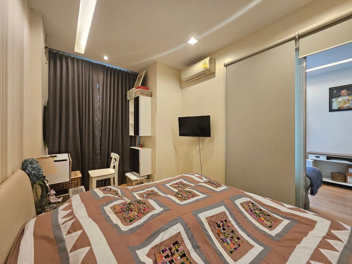 For SaleCondoLadprao, Central Ladprao : ✨ Rare One-Owner Condo for Sale – Fully Furnished High Floor Unit with Unblocked View | Equinox Phahol–Vibha, Prime BTS Location