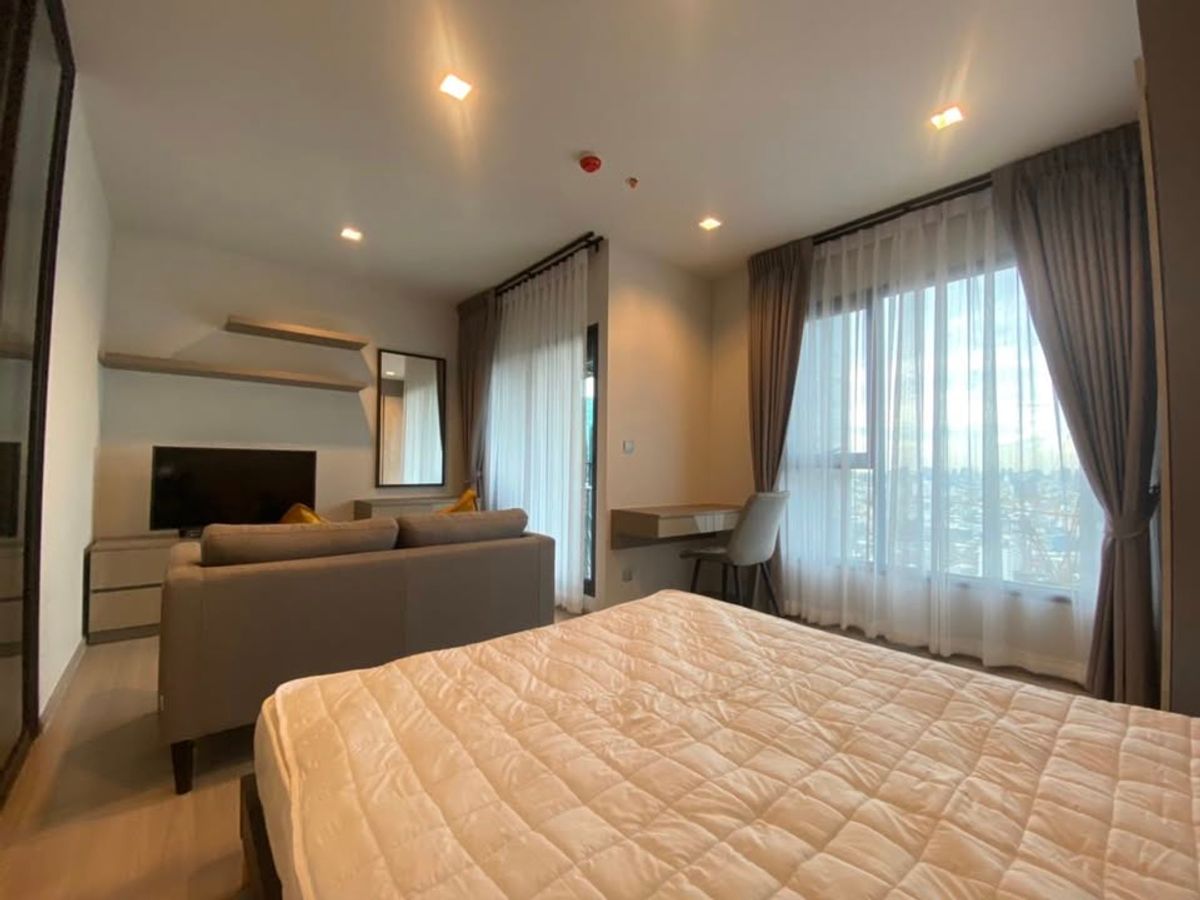 ให้เช่าคอนโดพระราม 9 เพชรบุรีตัดใหม่ RCA : 🎉🌈FOR RENT>> Life Asoke - Rama 9 ✨ ชั้น 32 ห้องสวย แต่งครบ เฟอร์นิเจอร์พร้อมเครื่องใช้ไฟฟ้าครบ #LV-MO1955