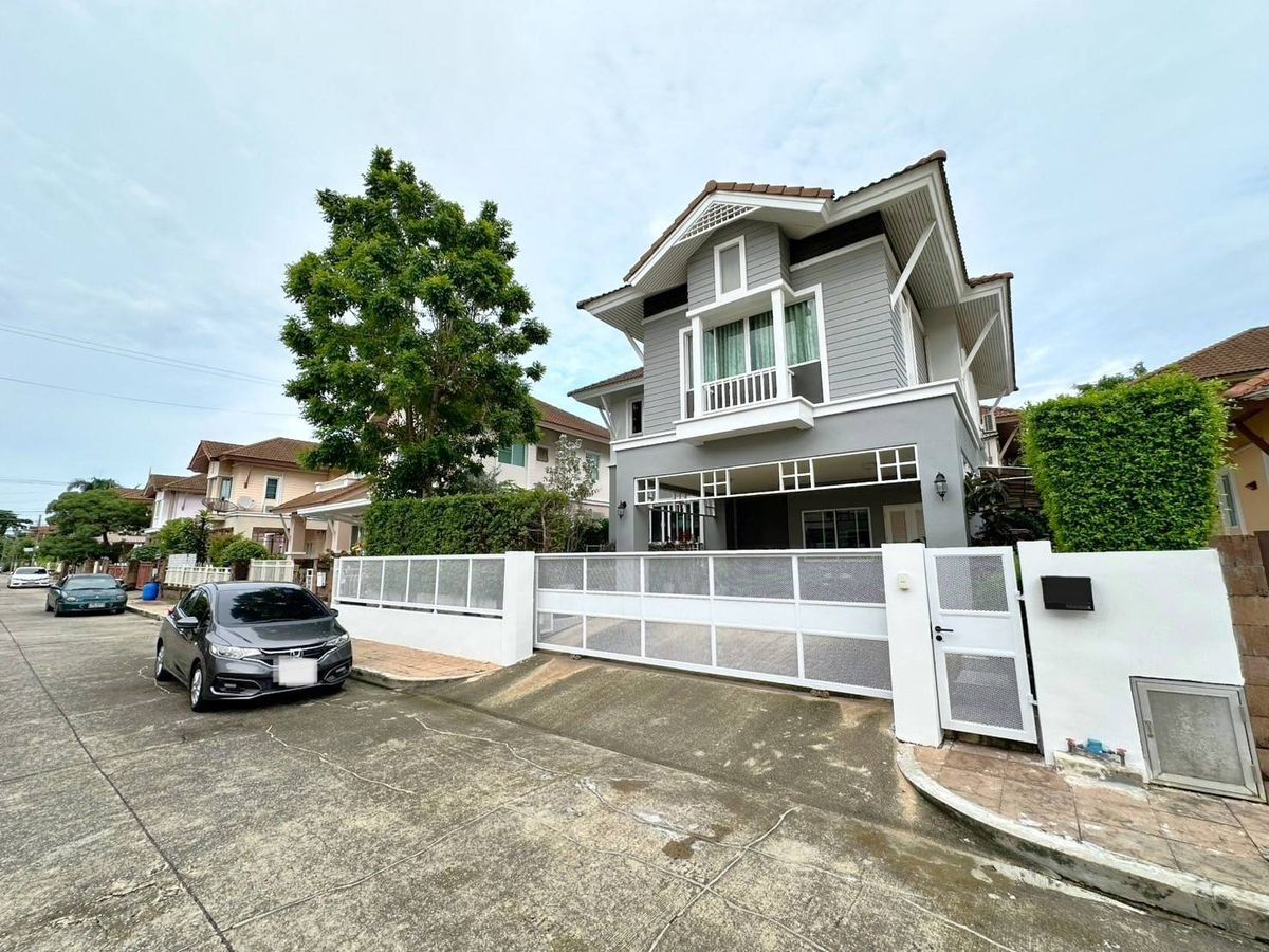 ขายบ้านบางแค เพชรเกษม : ขายบ้านเดี่ยวบางแคหมู่บ้านปริญญดา วงแหวน-สาทร ซอยสำนักงานเขตบางแค บ้านเดี่ยว 2 ชั้น 58 ตารางวา 3 ห้องนอน 3 ห้องน้ำ 