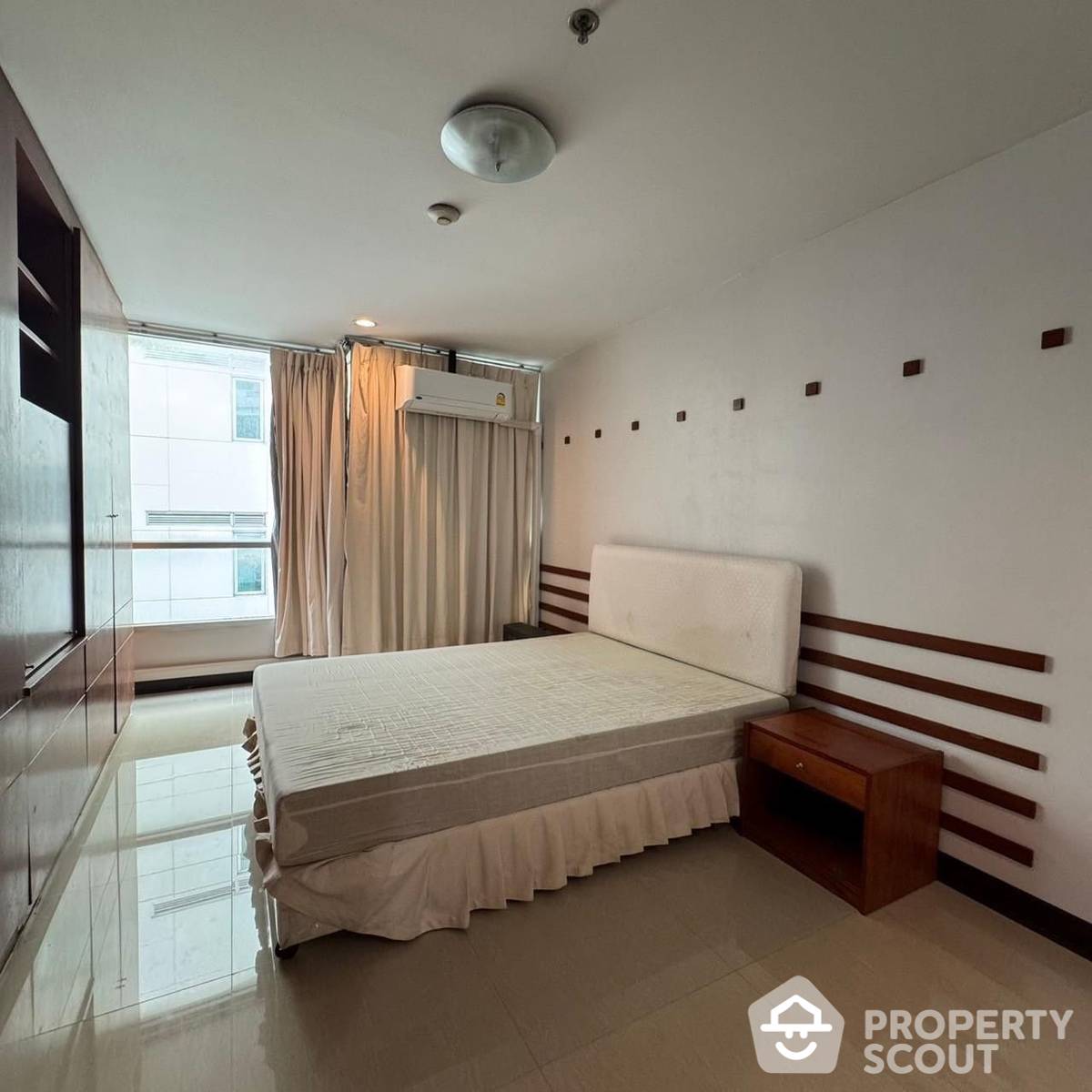 For RentCondoRatchathewi,Phayathai : 1-BR Condo at Noble House Phayathai near BTS Phaya Thai
