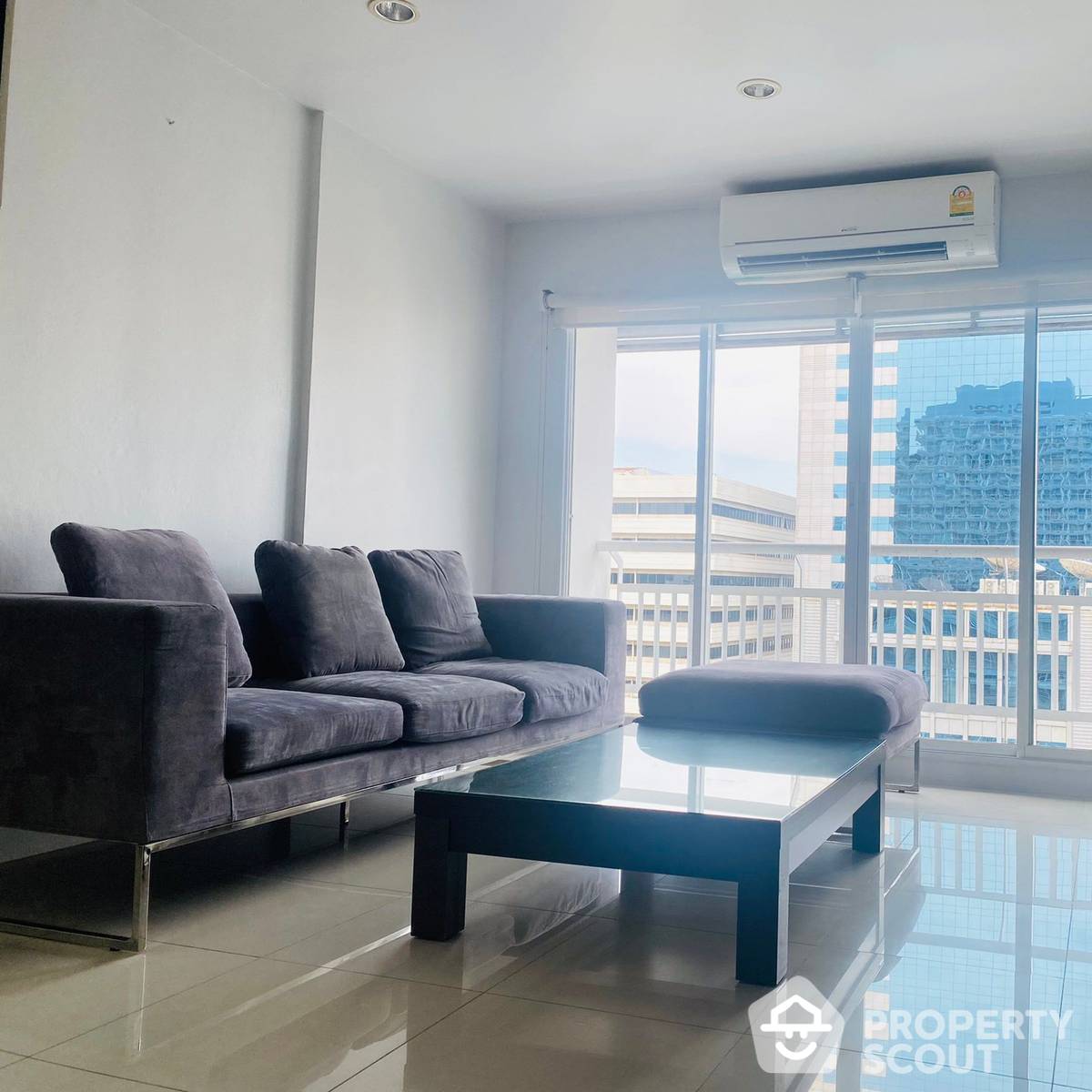 For SaleCondoSukhumvit, Asoke, Thonglor : 2-BR Condo at Grand Park View Asoke near MRT Sukhumvit