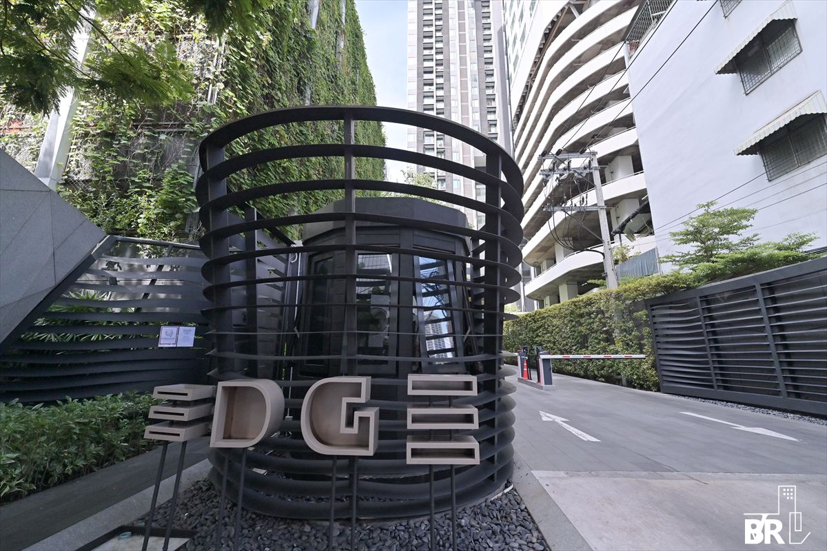 ขายคอนโดสุขุมวิท อโศก ทองหล่อ : 🏙️✨ ขายคอนโด Edge Sukhumvit 23 – ใจกลางอโศก เดินเพียง 250 ม. ถึง BTS/MRT ✨🏙️ 5 ล้าน all in 