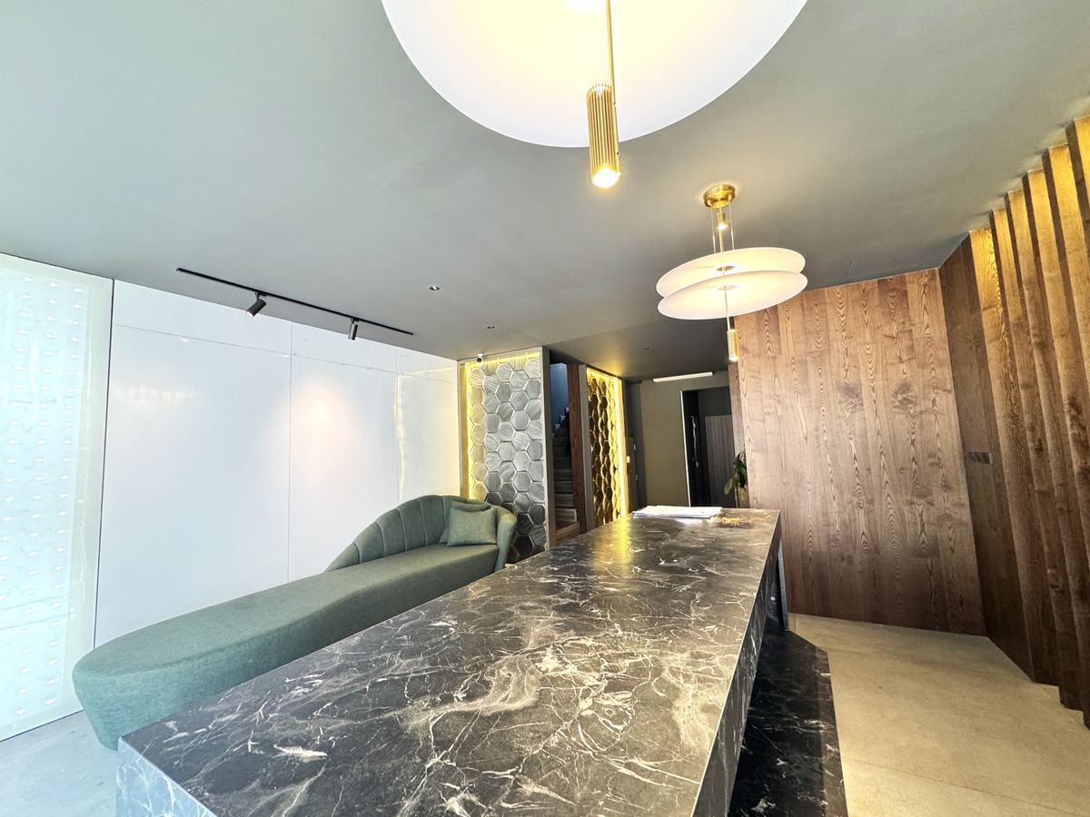 ให้เช่าสำนักงานอ่อนนุช อุดมสุข : 🔥LineID: @RizzEstate🔥(Home Office 5 ชั้น พร้อมลิฟท์)🏢The Pride Sukhumvit 77 (Built-in ทั้งหลัง)