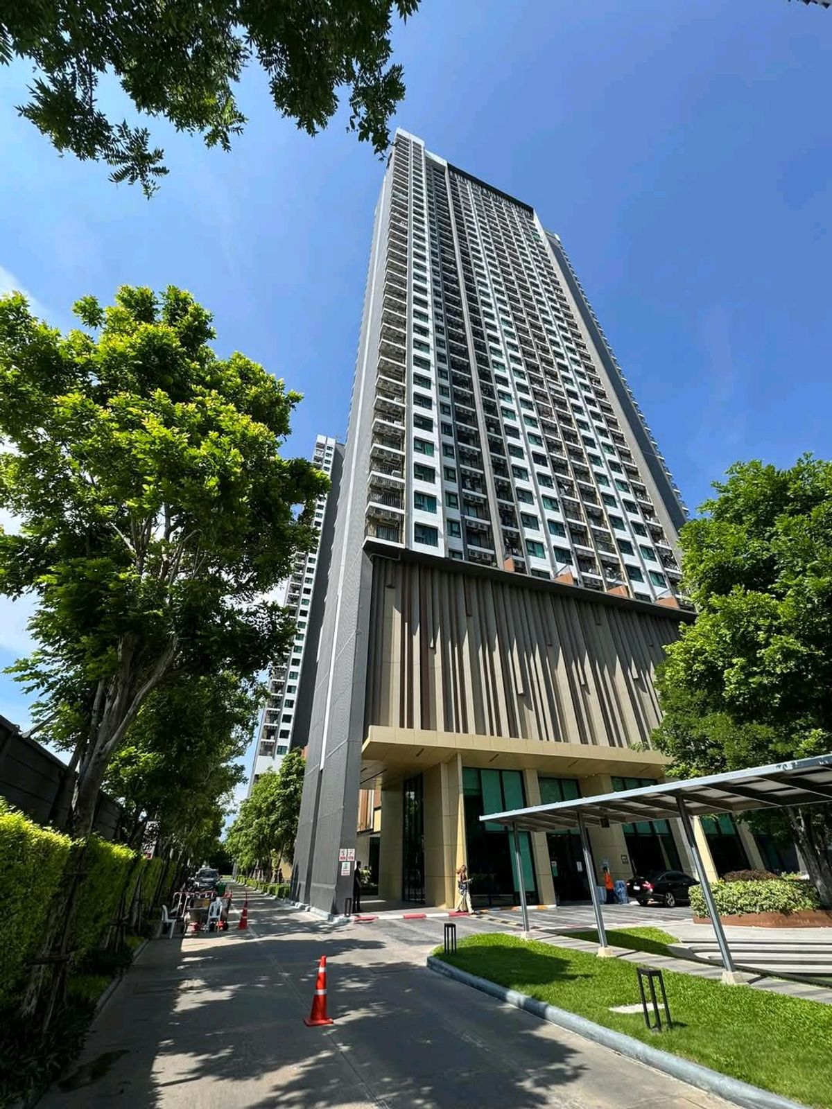 ให้เช่าคอนโดสมุทรปราการ สำโรง : 🎉 Kensington สุขุมวิท-เทพารักษ์ 🎊
ติดรถไฟฟ้า MRT ทิพวัล 0 เมตร (เชื่อมต่อกับ BTS สำโรง 1 สถานี) 