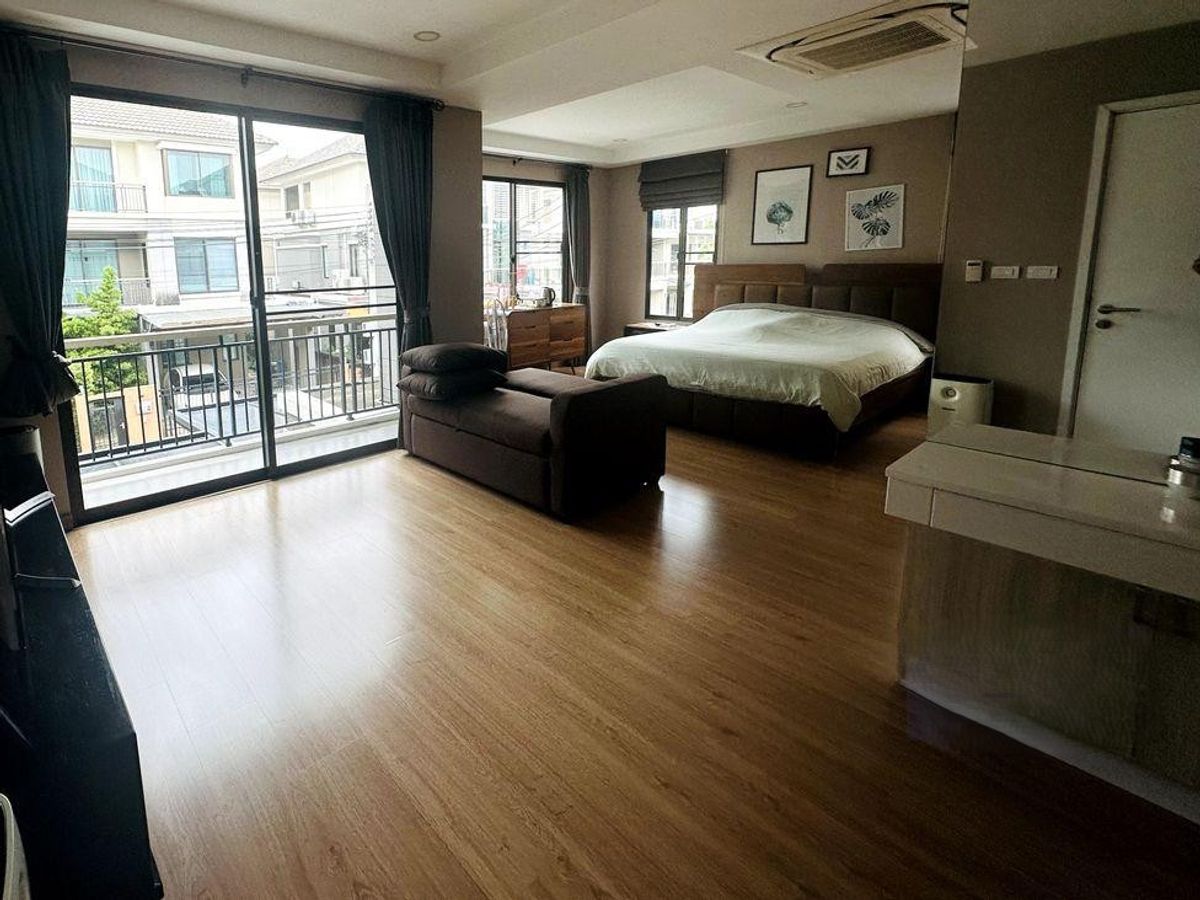 ให้เช่าบ้านพัฒนาการ ศรีนครินทร์ : ✨ บ้านเดี่ยวหรู 3 ชั้น The Plant Elite พัฒนาการ 38 เฟอร์นิเจอร์บิวท์อินหรู ตกแต่งพร้อมอยู่ ทำเลดี ใกล้ทองหล่อ พร้อมฟังก์ชันจัดเต็มทุกพื้นที่