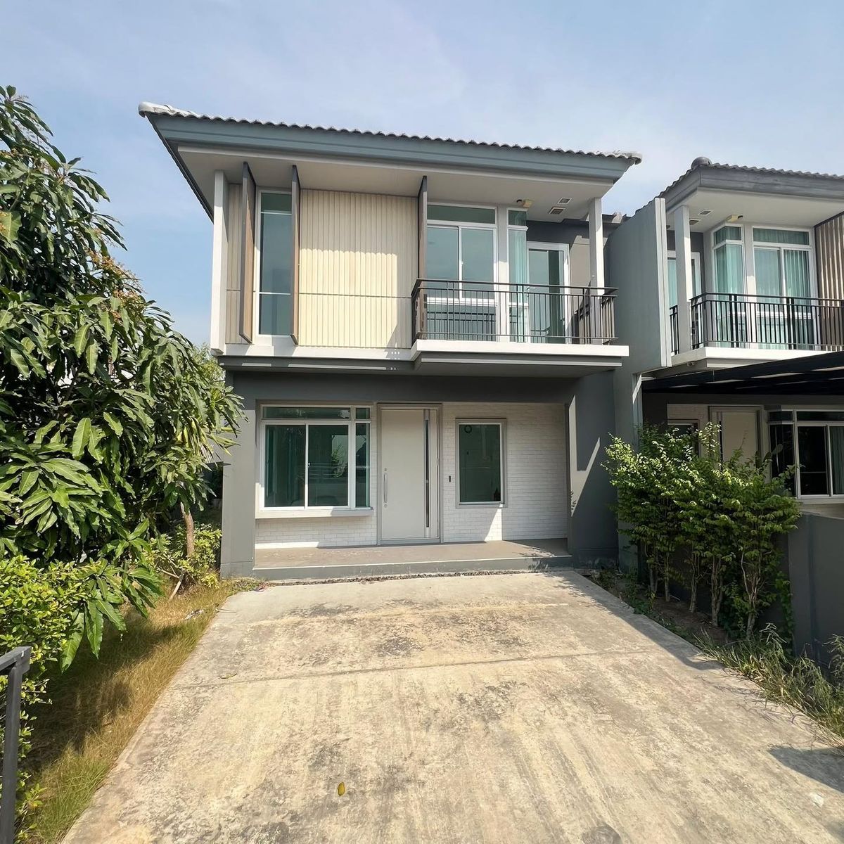 For SaleNonthaburi, Bang Yai, Bangbuathong : Twin house for sale in INIZIO3 Pinklao Village-Wong Wong House Mum