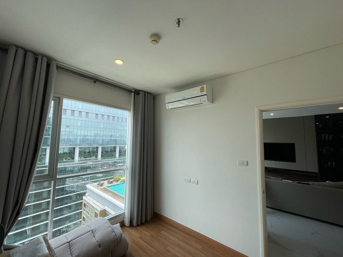 For SaleCondoRama3 (Riverside),Satupadit : 🌟 Condo for Sale – Fully Renovated with Stunning River View! 🌟Lumpini Place Rama 3 Riverine