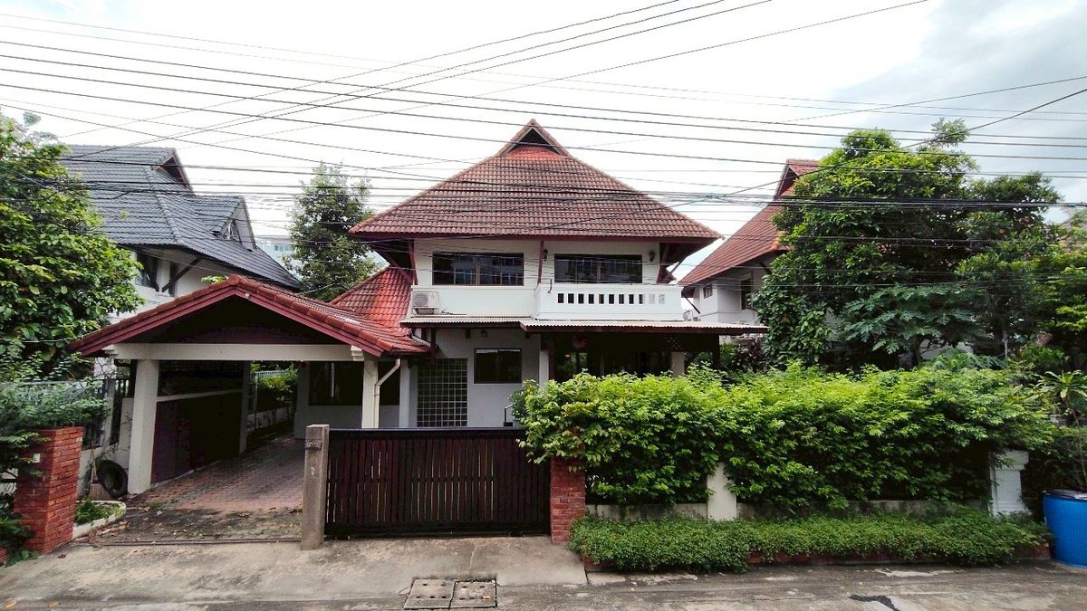 ให้เช่าบ้านสุขุมวิท อโศก ทองหล่อ :  ให้เช่าบ้านเดี่ยว โครงการ 