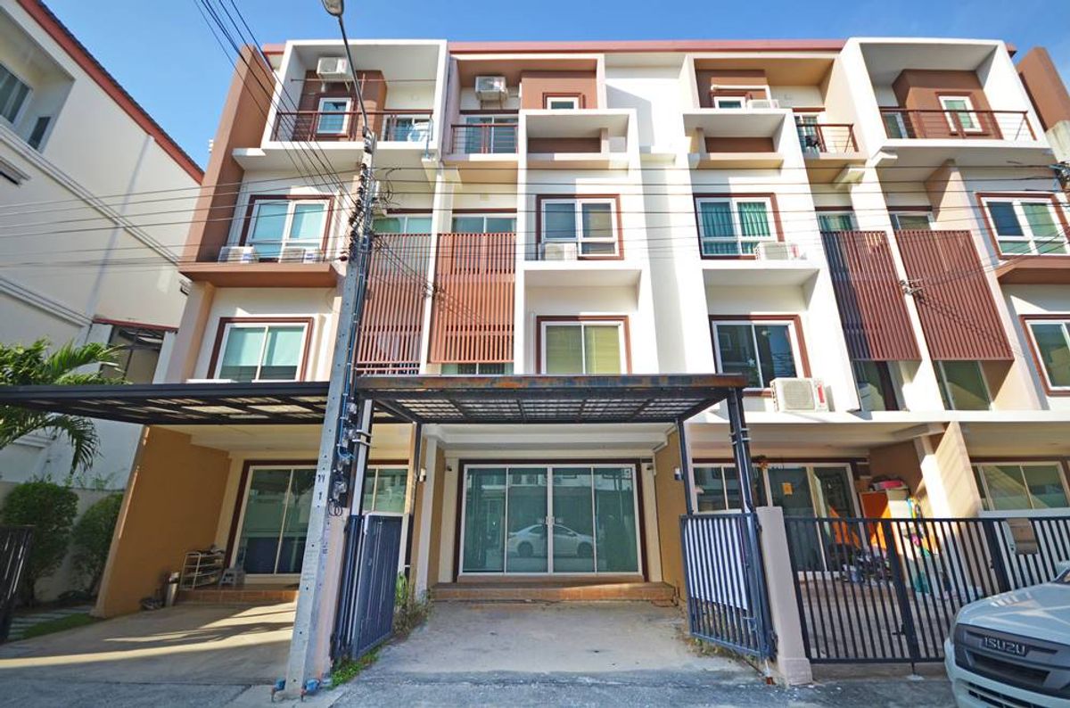 อาคารพาณิชย์ลาดกระบัง สุวรรณภูมิ : ขาย/เช่า ตึกพาณิชย์ 4 ชั้น ปรัชญา บิซ โฮม ลาดกระบัง ติดโรบินสัน  4 นอน 3 น้ำ ใกล้สนามบินสุวรรณภูมิ