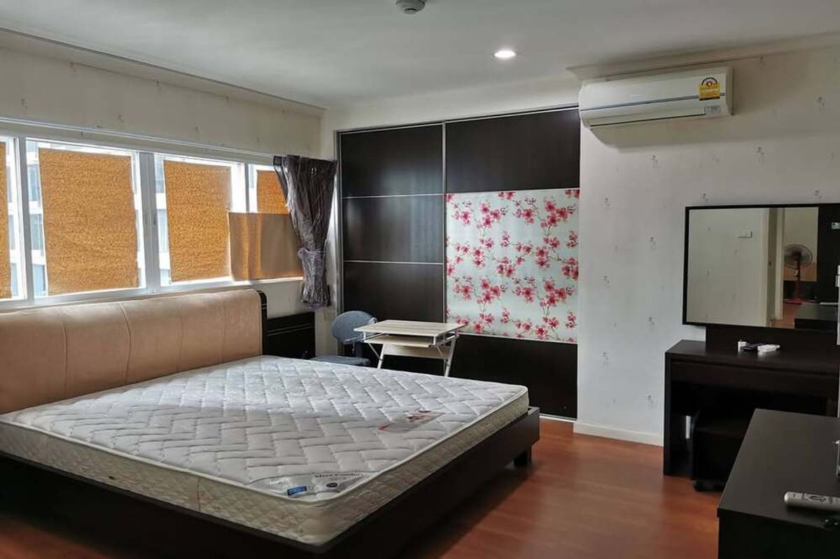 For SaleCondoSukhumvit, Asoke, Thonglor : 🔥 Sale with tenant !!🔥 Code C20250500025..........Grand Park View, 2 bedroom, 1 bathroom, high floor 15++, furnished, Special Deal!!📣📣