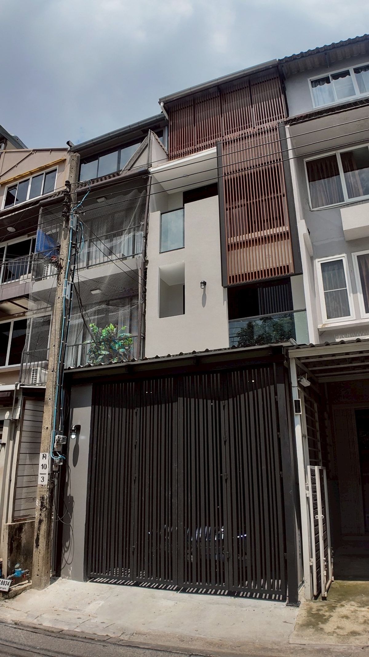 For SaleTownhomeSukhumvit, Asoke, Thonglor : ✨ Newly decorated townhome, 3 bedrooms, 4 bathrooms, near BTS Ekkamai in Soi Sukhumvit 65