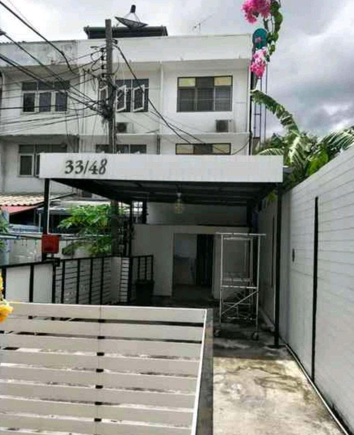 ขายทาวน์โฮมลาดพร้าว เซ็นทรัลลาดพร้าว : ขายทาวน์เฮ้าส์ 3ชั้น ซอยลาดพร้าว 1 แยก 3 ใกล้ห้างยูเนี่ยนมอลล์,MRT พหลโยธิน และBTS เซ็นทรัลลาดพร้าว พื้นที่ 19 ตรว. แปลงริม