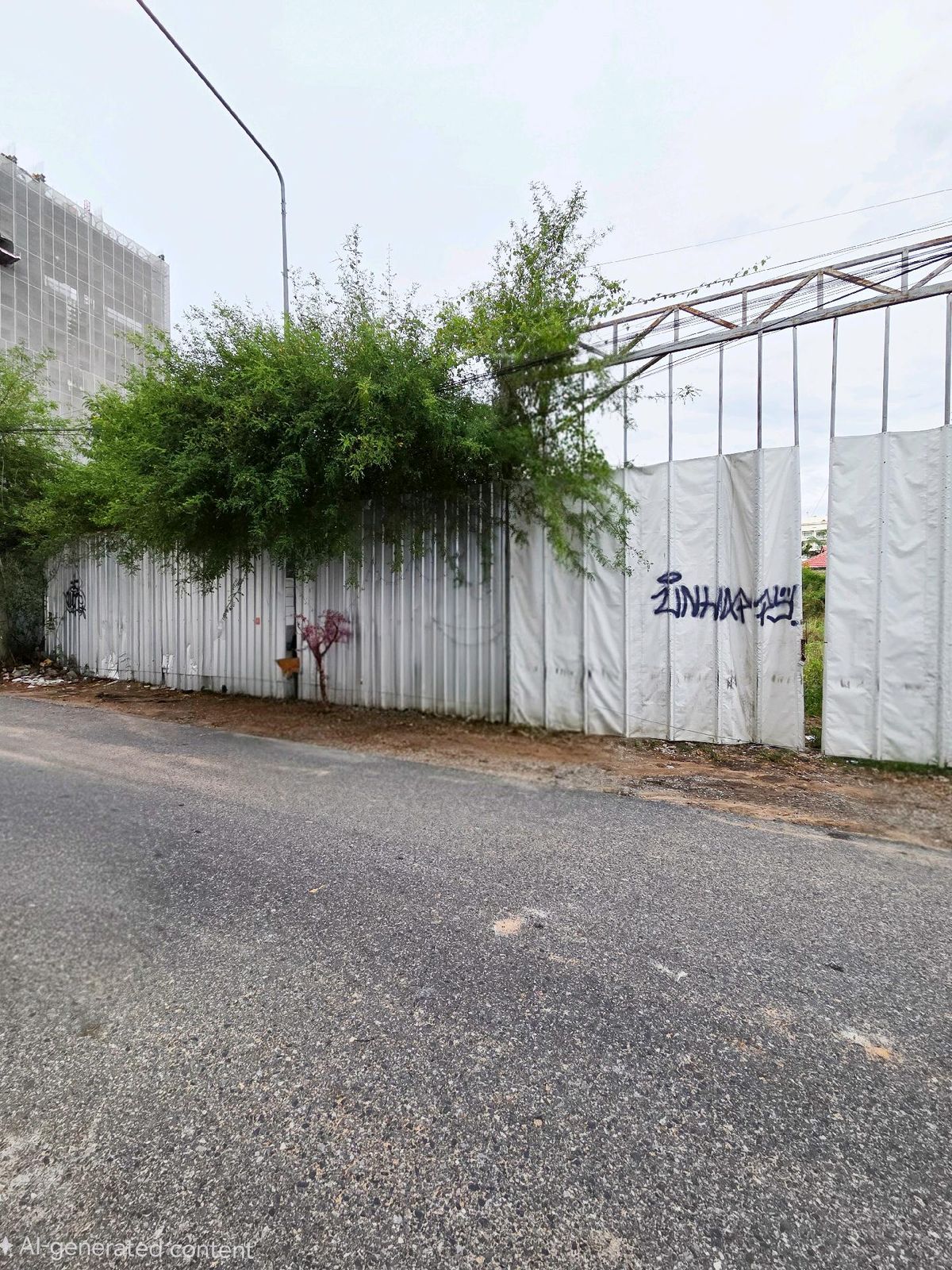 For RentHotel&Apartment BusinessPattaya, Bangsaen, Chonburi : Long -term land for rent ... very suitable for Pool Villa