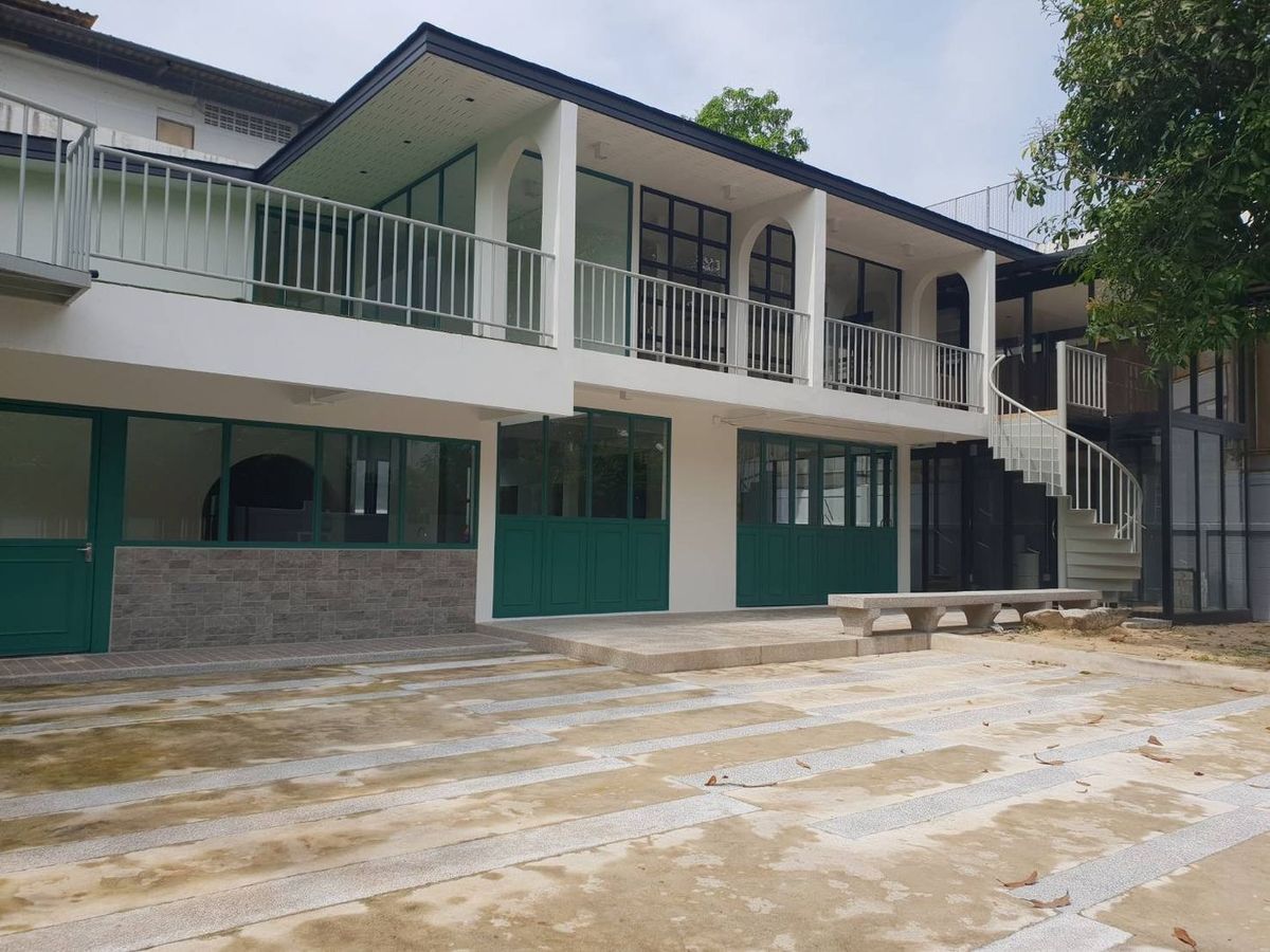 ขายบ้านสุขุมวิท อโศก ทองหล่อ : 100ตรว 4นอน4น้ำ บ้านเดี่ยว 2 ชั้น บ้านสวนมหาวงษ์ สุขุมวิท 64 ใกล้รถไฟฟ้า BTS ปุญณวิถี 3นาที