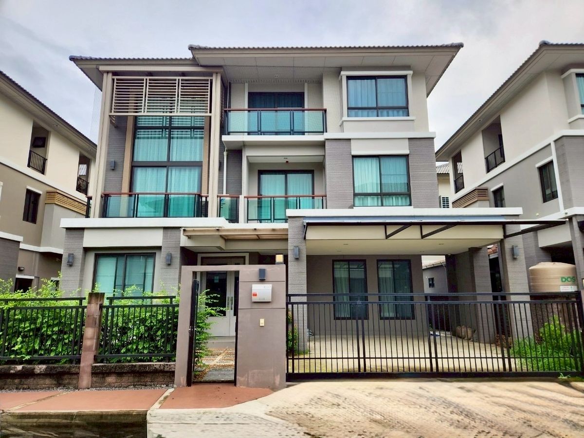 For SaleHouseVipawadee, Don Mueang, Lak Si : Big house for sale, Phatsorn Songprapha 4 bedroom, 4 bathrooms, near Don Mueang Airport, only 5.5 km.