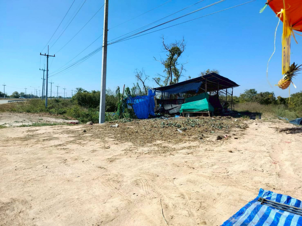ขายที่ดินยโสธร : ขายที่ดิน 4-0-80 ไร่ ติดถนนหมายเลข 2083 ใกล้วิทยาลัยเกษตรและเทคโนโลยียโสธร