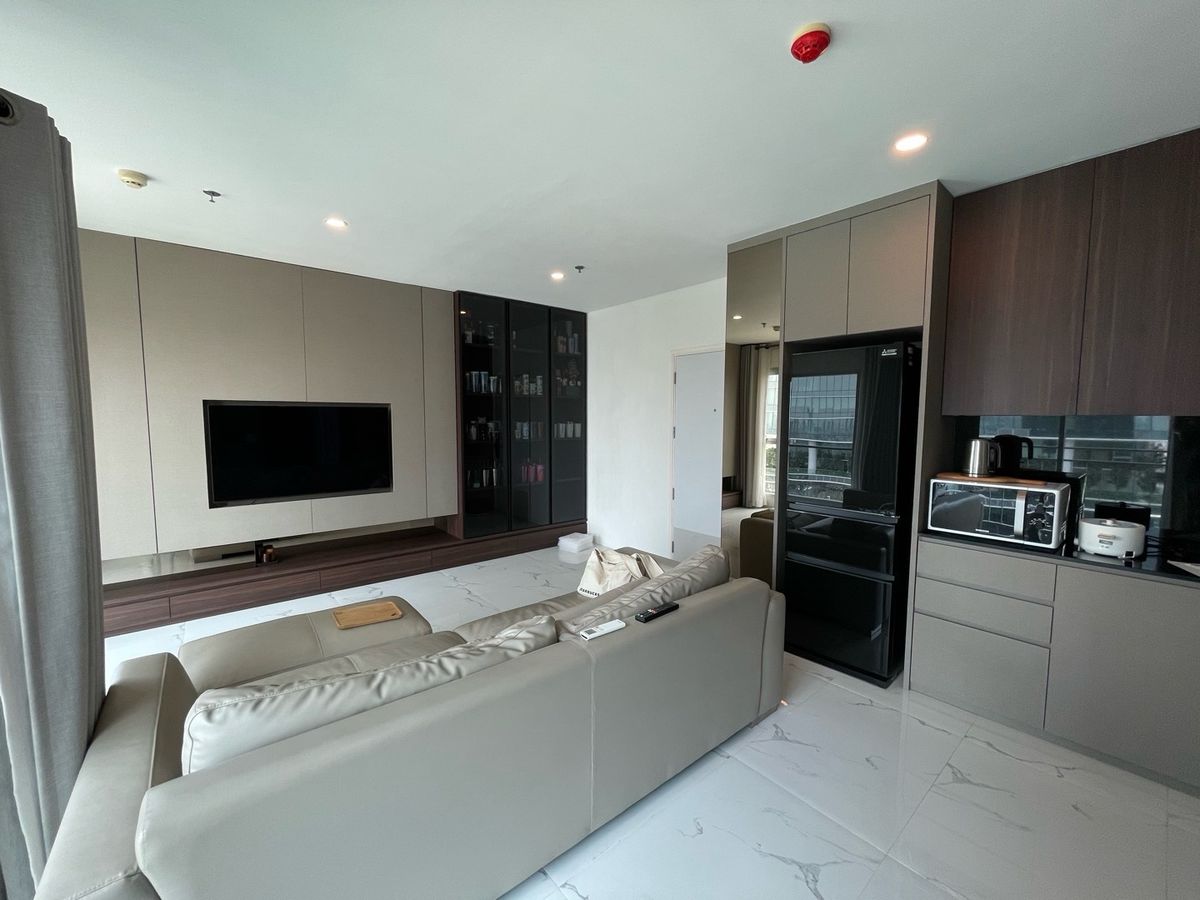 For SaleCondoRama3 (Riverside),Satupadit : 🌟 Condo for Sale – Fully Renovated with Stunning River View! 🌟Lumpini Place Rama 3 Riverine