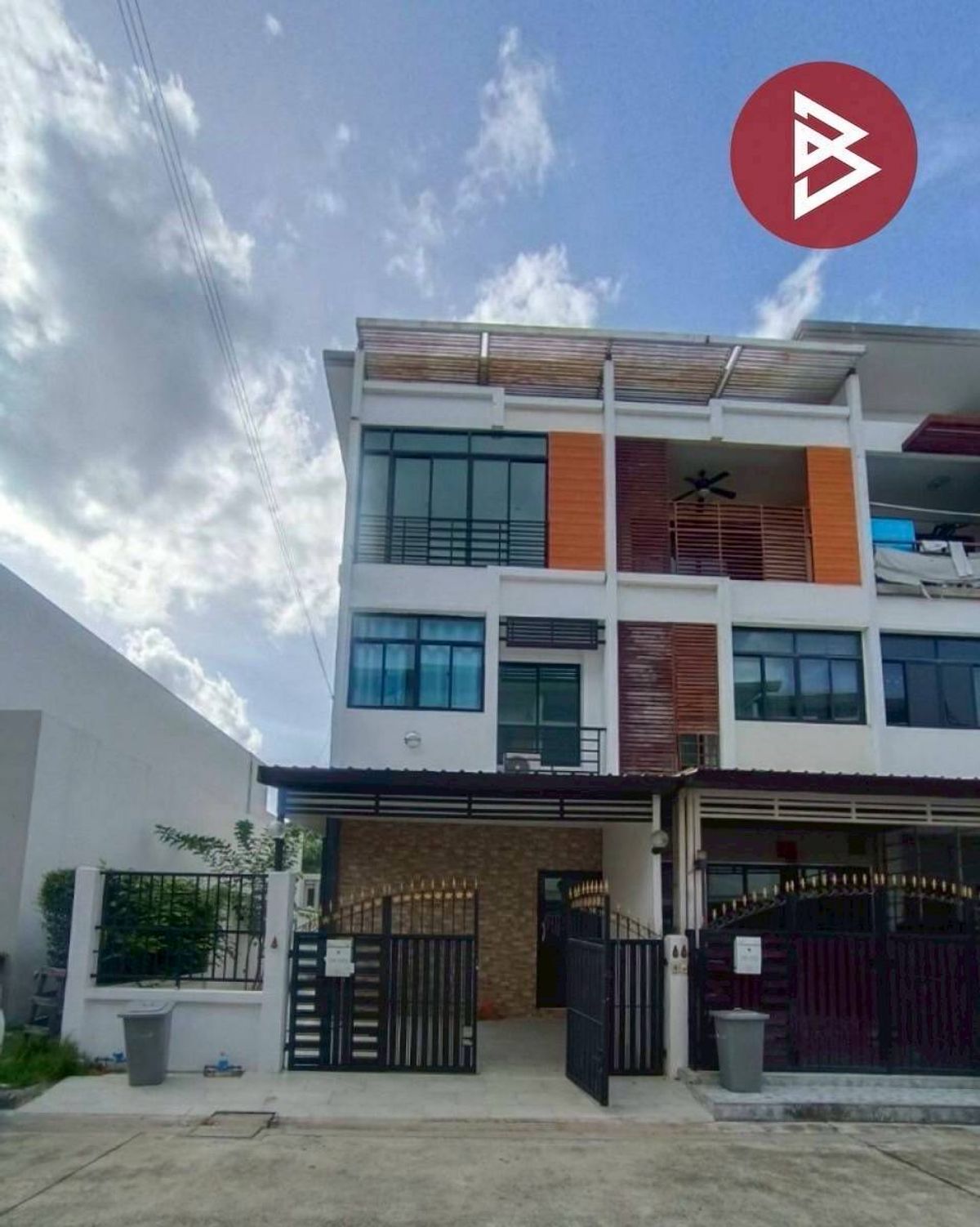 ให้เช่าทาวน์โฮมท่าพระ ตลาดพลู วุฒากาศ : 🏡✨ ให้เช่า & ขาย ทาวน์โฮมโครงการ Six Nature กัลปพฤกษ์💛🧡💚   ไลน์ไอดี @richycat 💛🧡💚 