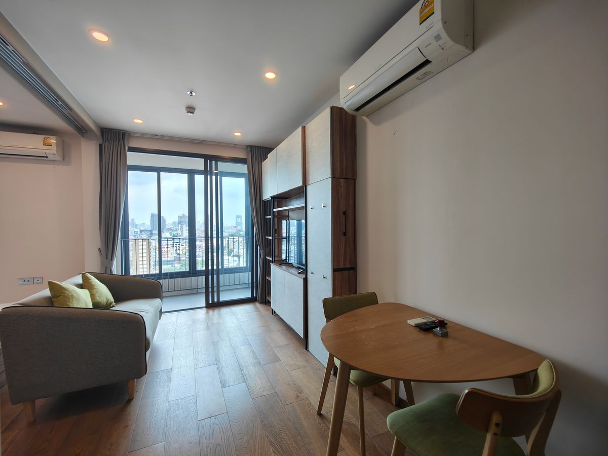 For SaleCondoRatchathewi,Phayathai : [FQ] Urgent sale deep discount from 8.5 mb to 5.9 mb at Q Chidlom