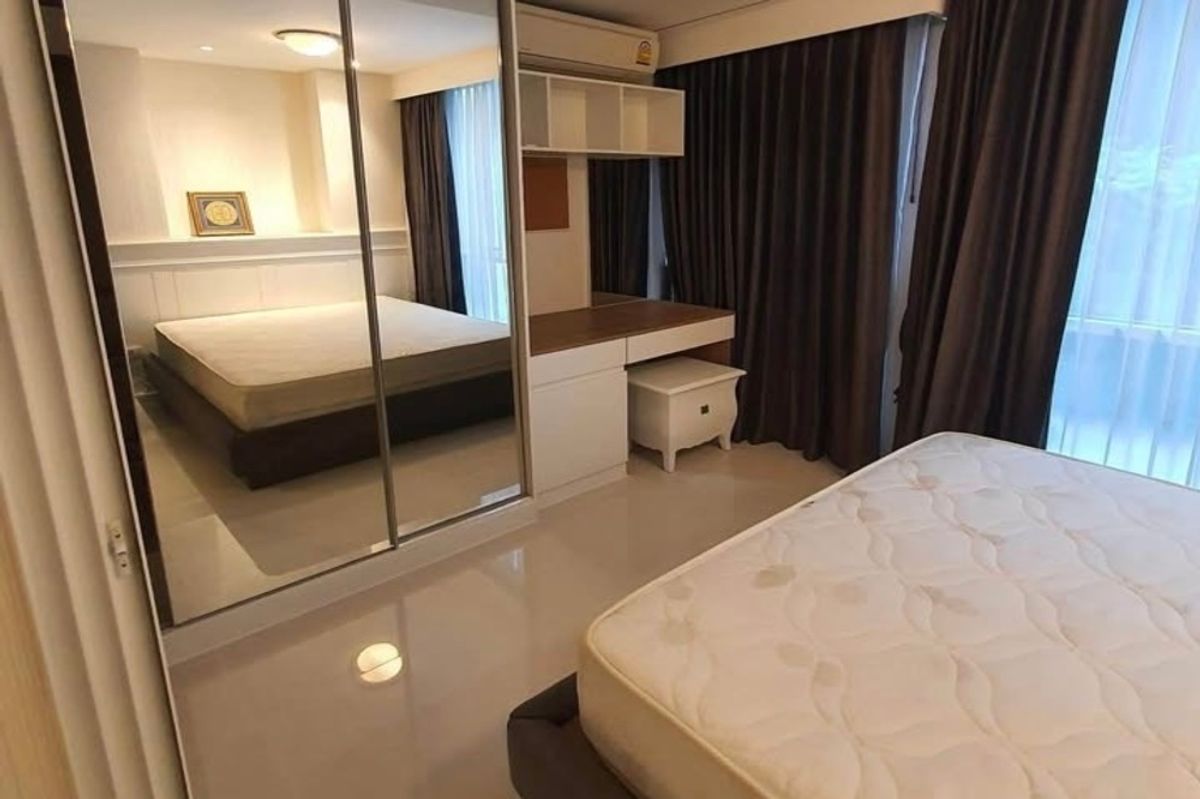 ขายคอนโดนานา : 🔥 ขายพร้อมผู้เช่า !!🔥 Code C20250500026..........Interlux Premier, ห้องสตูดิโอ, 1 ห้องน้ำ, แต่งครบ, ราคาพิเศษ!!📣📣