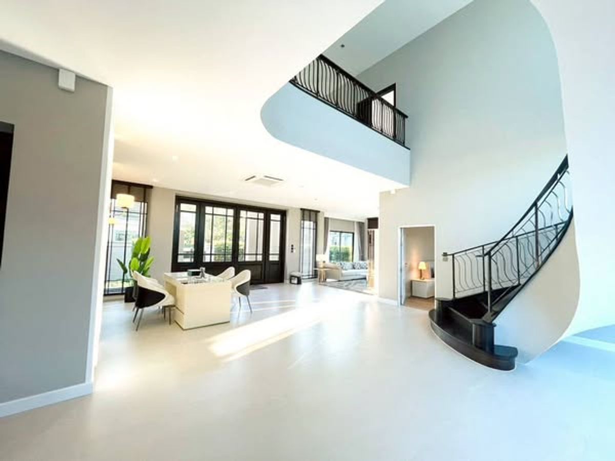 ให้เช่าบ้านลาดกระบัง สุวรรณภูมิ : Grand Bangkok Boulevard Krungthep Kreetha 6bedroom