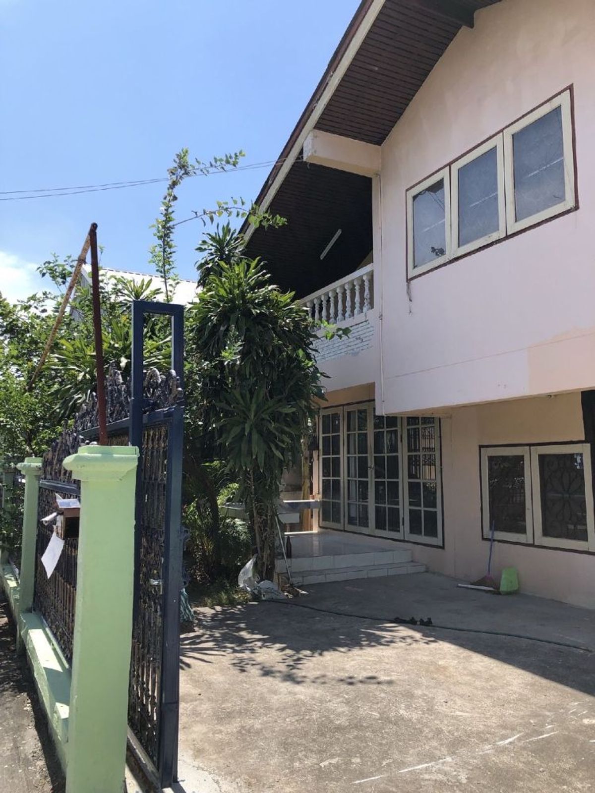 ให้เช่าบ้านสมุทรปราการ สำโรง : ให้เช่าบ้านเดี่ยว 2 ชั้น โครงการศิริสุข2 เทพารักษ์ บางเมือง สมุทรปราการ 15,000 บาทเท่านั้น ถูกสุดในย่านนี้ ใกล้รถไฟฟ้า BTS สถานีสำโรง