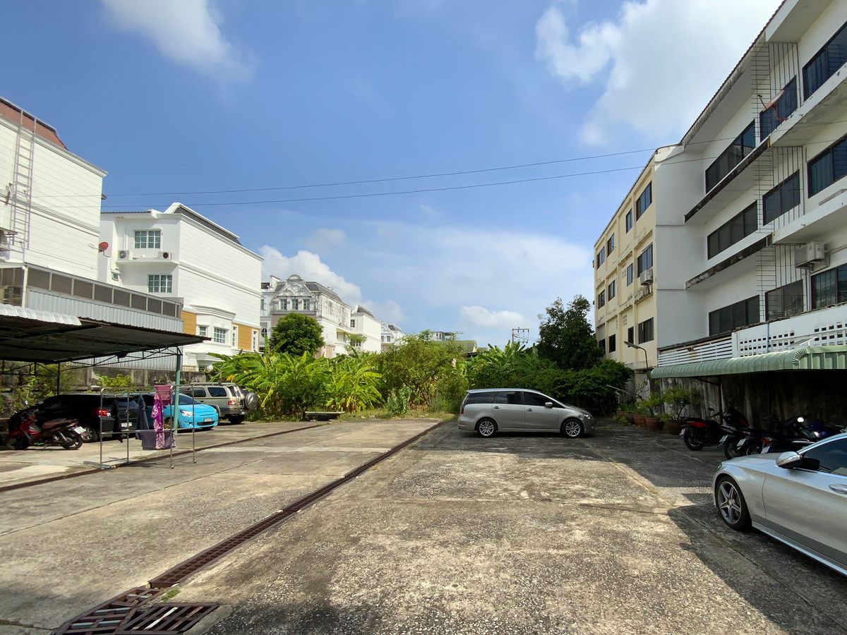 ขายที่ดินอ่อนนุช อุดมสุข : สุขุมวิท 101/1  ที่ดินพร้อมอาคาร 9 ชั้น  [Boon Estate]