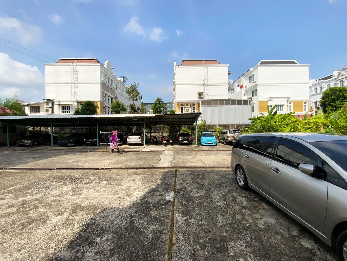 ขายที่ดินอ่อนนุช อุดมสุข : สุขุมวิท 101/1  ที่ดินพร้อมอาคาร 9 ชั้น  [Boon Estate]